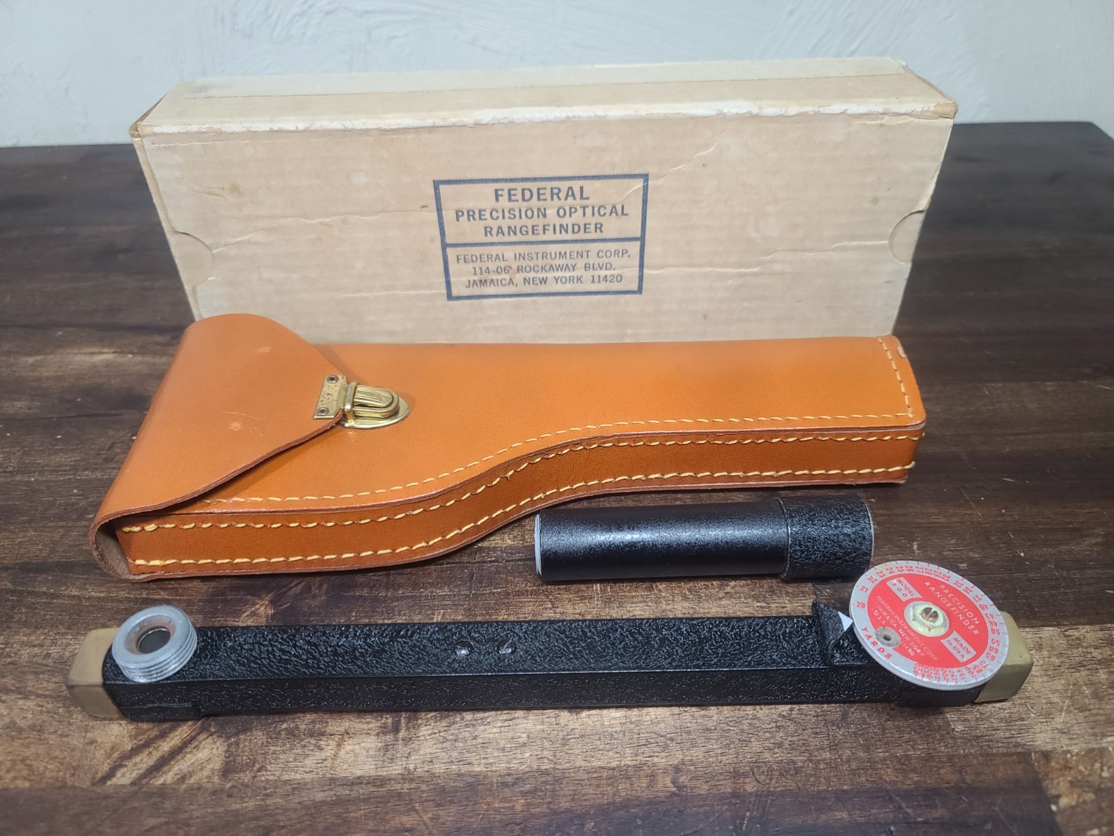 VTG Federal Precision Optical Range Finder Instrument Leather Sheath Near Mint VTG Federal Precision Optical Range Finder Instrument Leather Sheath Near Mint