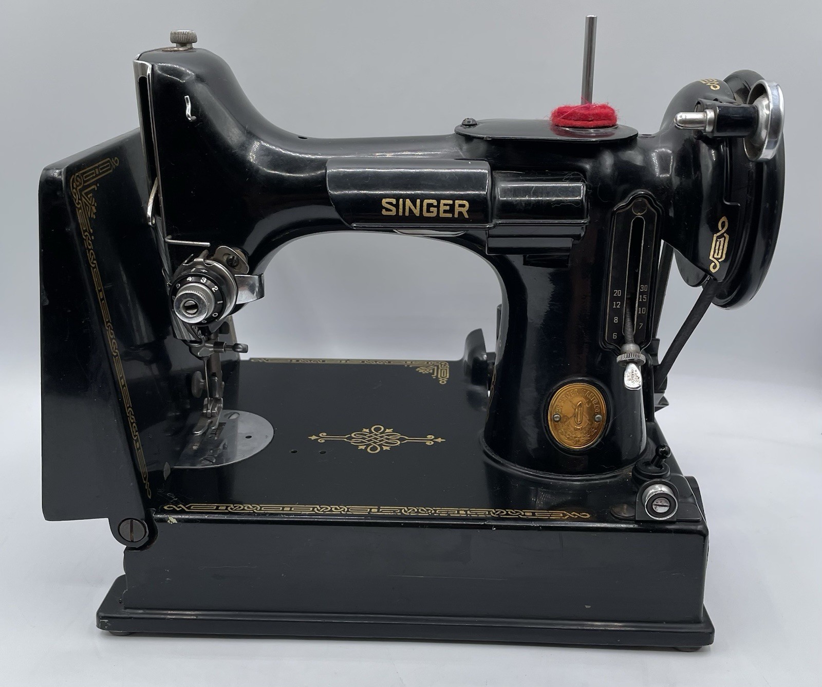 Vintage Singer Featherweight 221 Sewing Machine 1950 - FOR PARTS Or Repair Vintage Singer Featherweight 221 Sewing Machine 1950 - FOR PARTS Or Repair