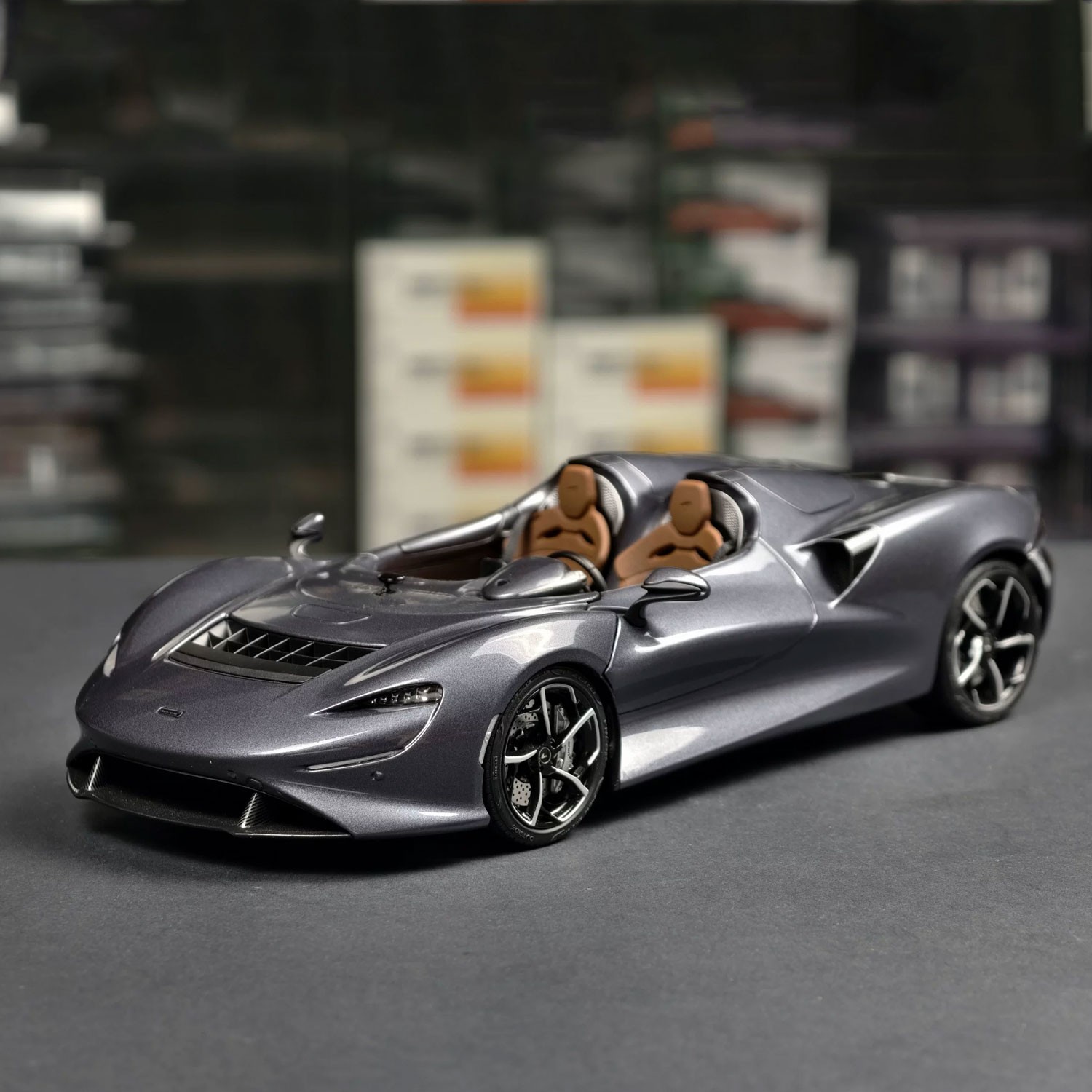 1:18 McLaren Elva Grey Alloy Diecast Model Collectible Gift