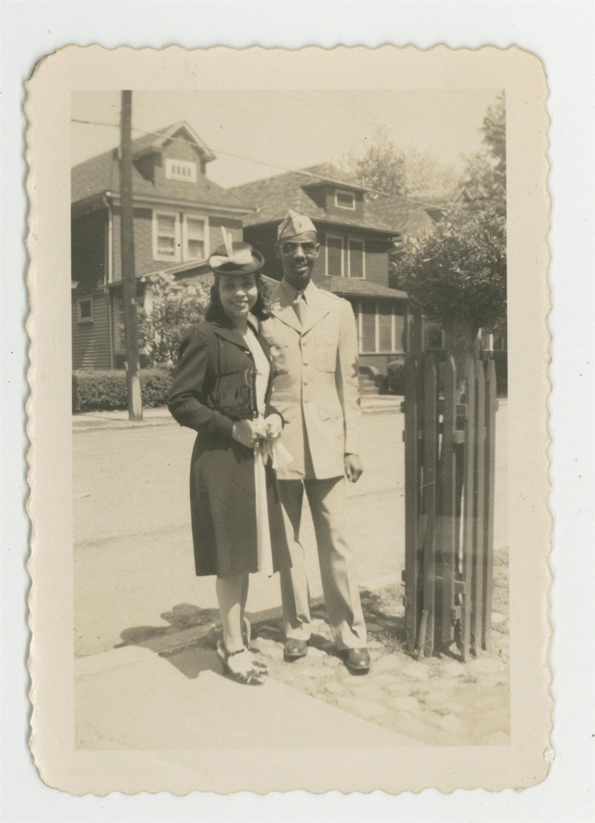 African American Romantic Couple 1940 Black Airforce Soldier Pilot Photo Q10072 African American Romantic Couple 1940 Black Airforce Soldier Pilot Photo Q10072