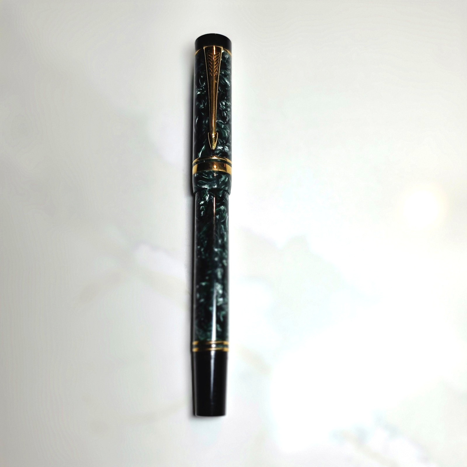 Parker Duofold International Fountain Pen - Marbled Green - 18K Gold M Nib