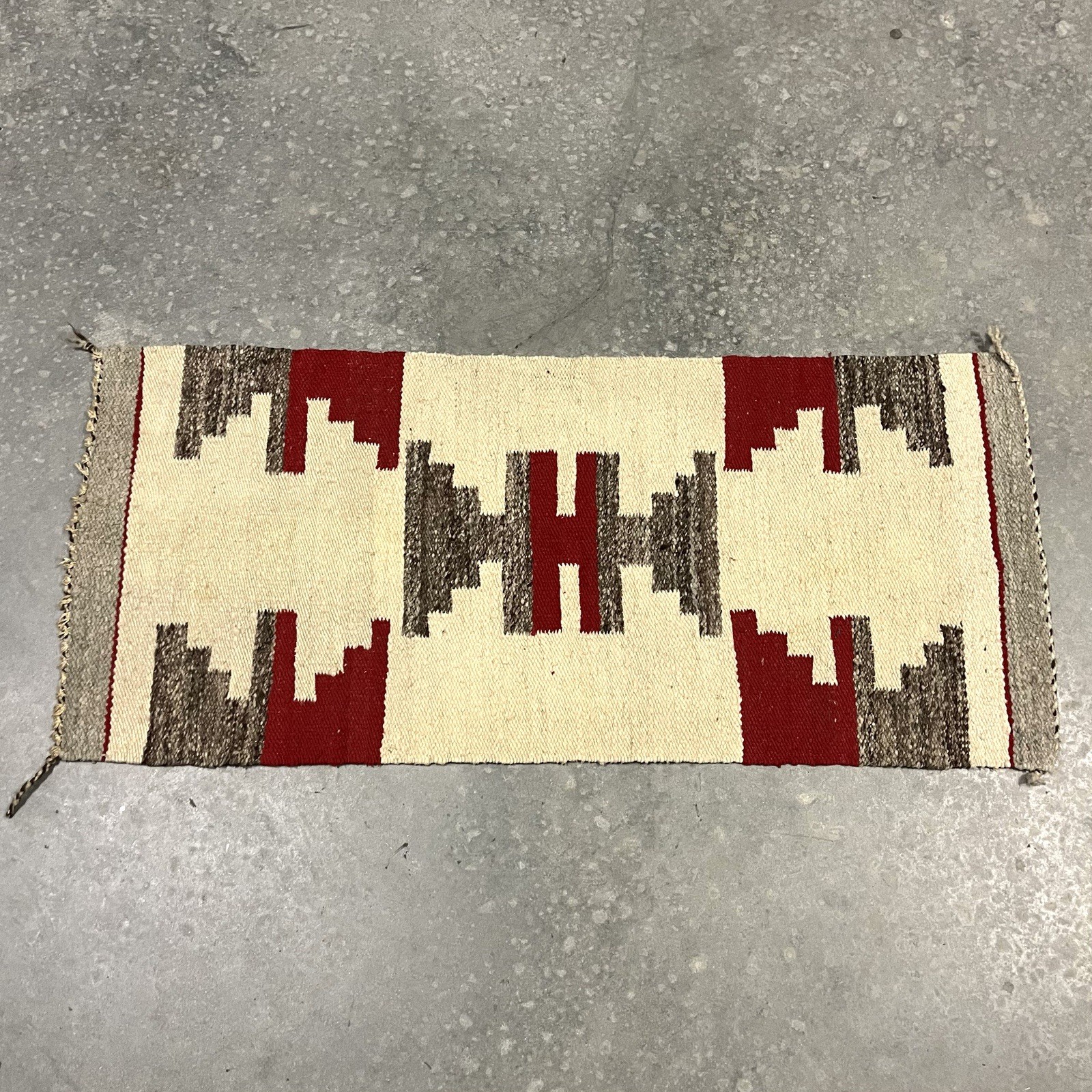 Antique Navajo Rug native American Indian Eye Dazzler 38x16.5 Textile Weaving