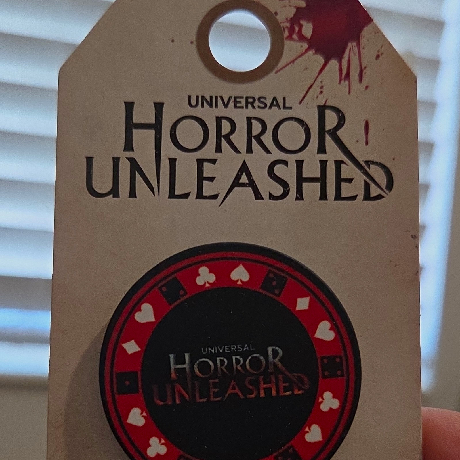 Universal Studios Horror Unleashed Collectible Hang Tag UPC 4000033922649