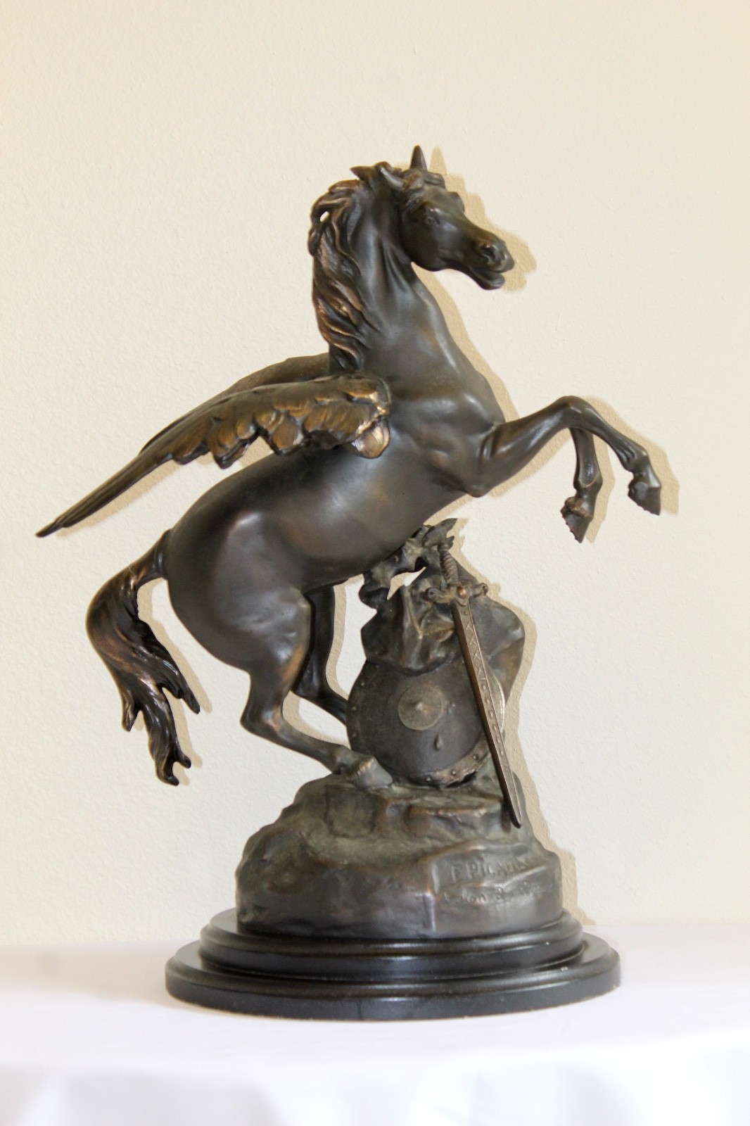 Vintage J.B. Hirsch "Collection Française" Bronze Pegasus Replica Sculpture Vintage J.B. Hirsch "Collection Française" Bronze Pegasus Replica Sculpture