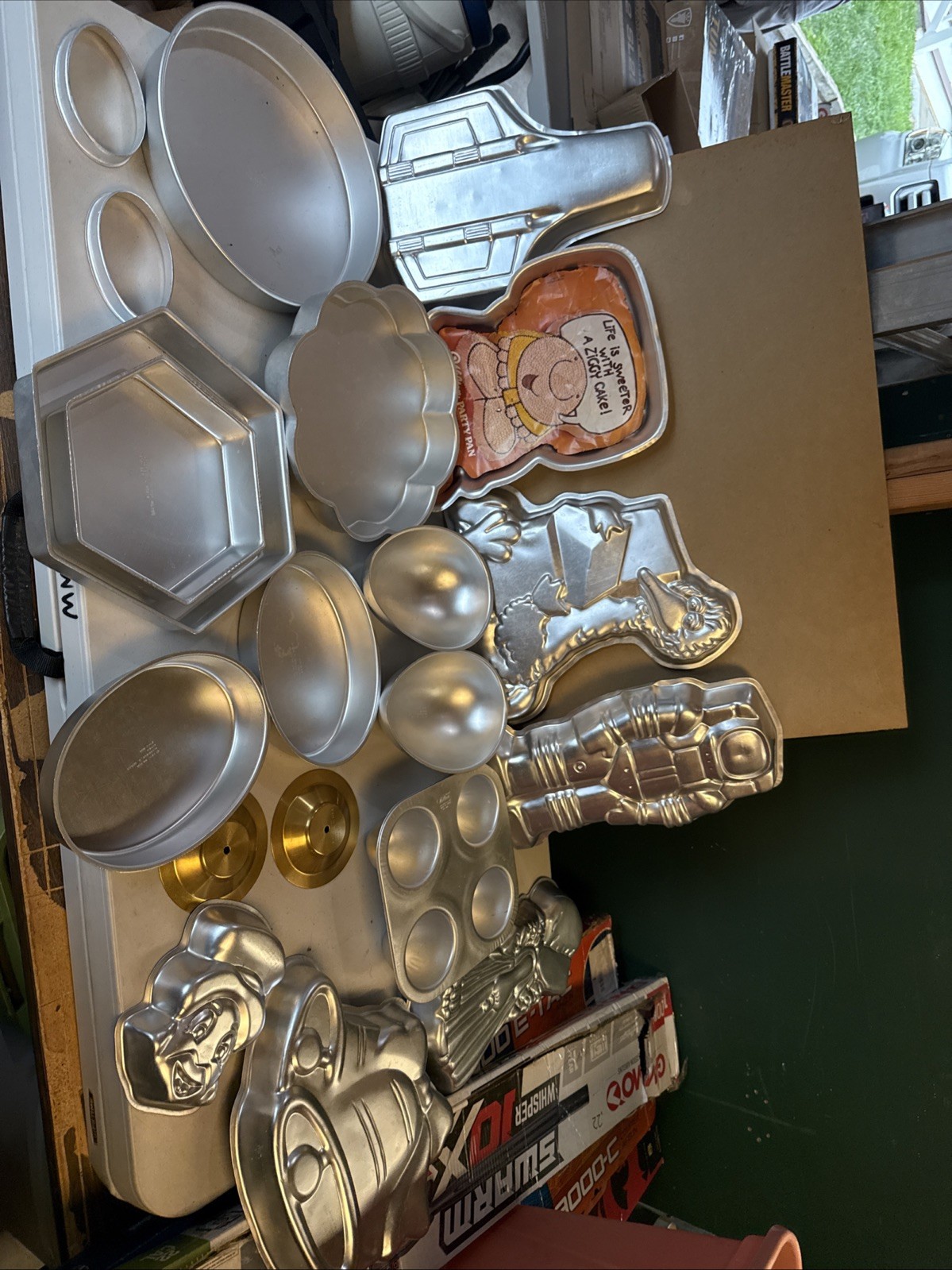Vintage Wilton Cake Pan Lot 20 Pc Character Novelty Ziggy Astronaut Shuttle Pans Vintage Wilton Cake Pan Lot 20 Pc Character Novelty Ziggy Astronaut Shuttle Pans