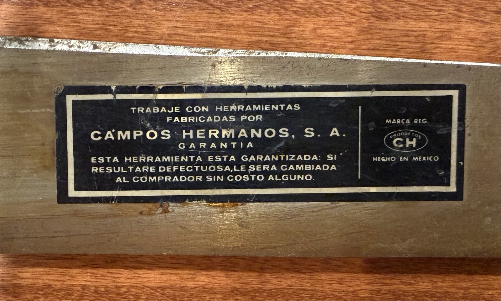 Vintage C & H Campos & Hermanos No. 37 Machete “El Torito” Original Sticker