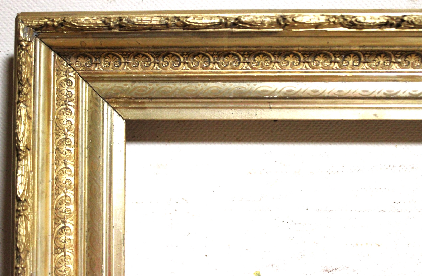 ANTIQUE FITS 16 X 22" VICTORIAN FRENCH BAROQUE PICTURE FRAME WOOD ORNATE GOLD