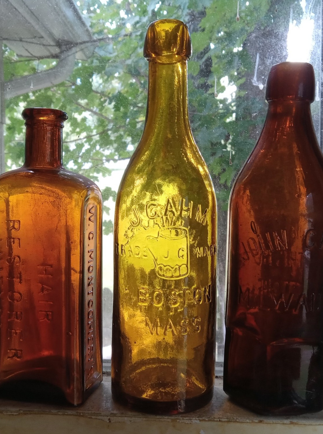 PRETTY YELLOW 1880s J.GAHM MILWAUKEE LAGER BEER BOSTON APPLIED BLOB TOP NICE PRETTY YELLOW 1880s J.GAHM MILWAUKEE LAGER BEER BOSTON APPLIED BLOB TOP NICE