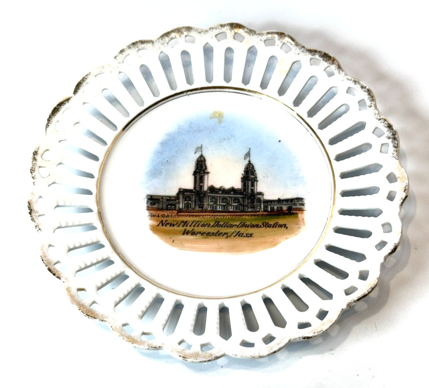 WORECHESTER - Union Station -MA Massachusetts Antique Trinket Souvenir China 