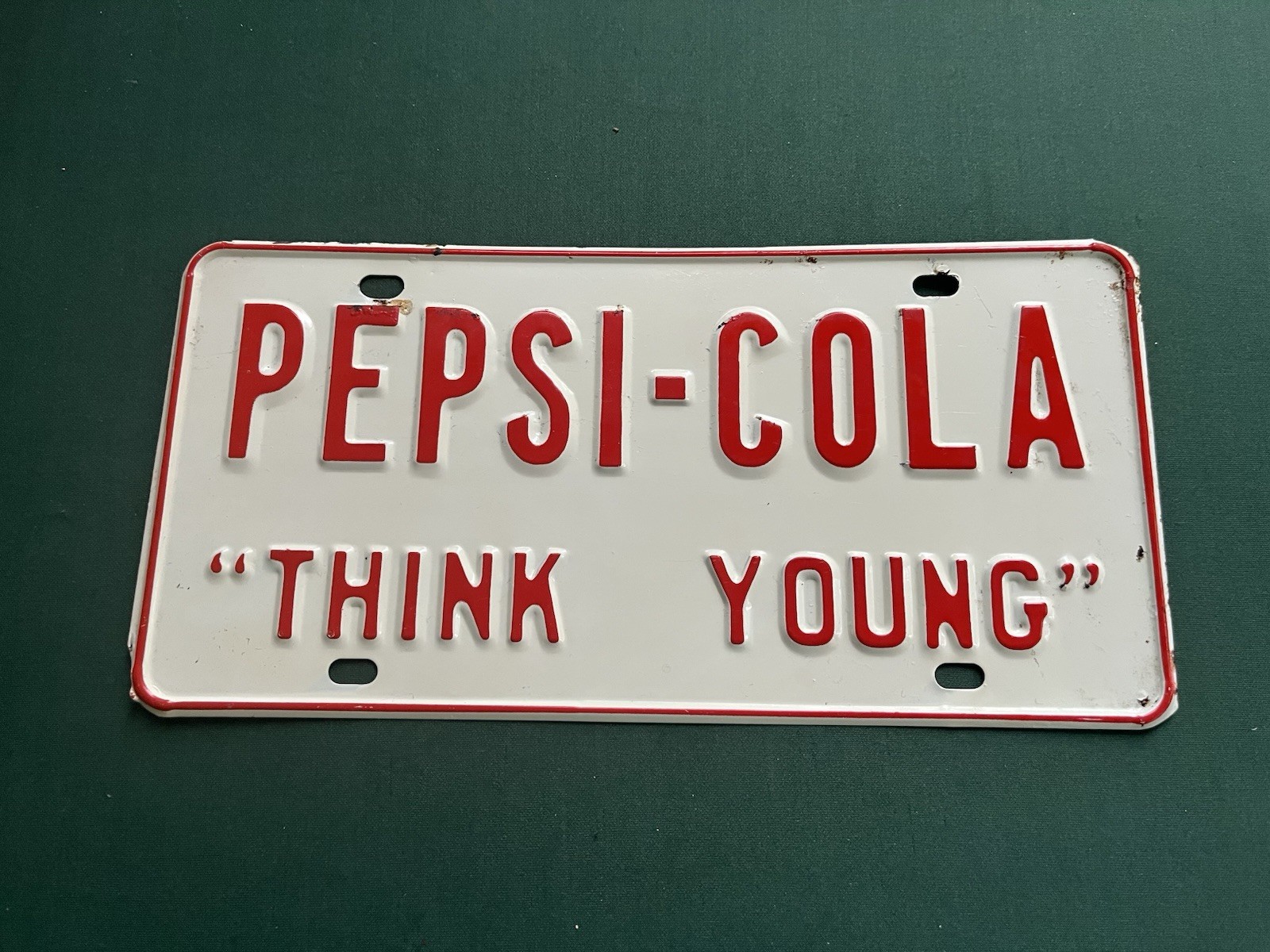 1964 Pepsi-Cola Think Young Metal Enamel License Plate Tag Rare Excellent Condi 1964 Pepsi-Cola Think Young Metal Enamel License Plate Tag Rare Excellent Condi