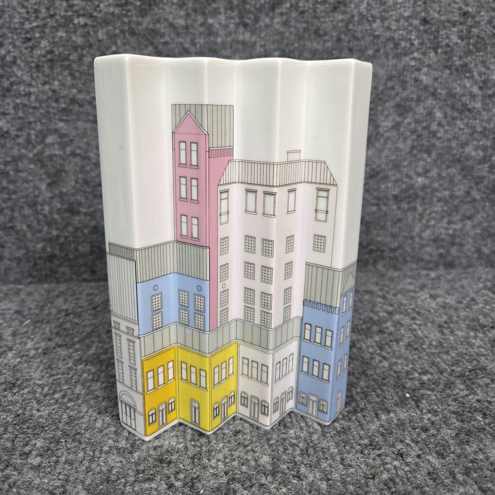 Vintage 1980's Thomas Germany Geometric Skyline Houses Ceramic Rosenthal Vase Vintage 1980's Thomas Germany Geometric Skyline Houses Ceramic Rosenthal Vase
