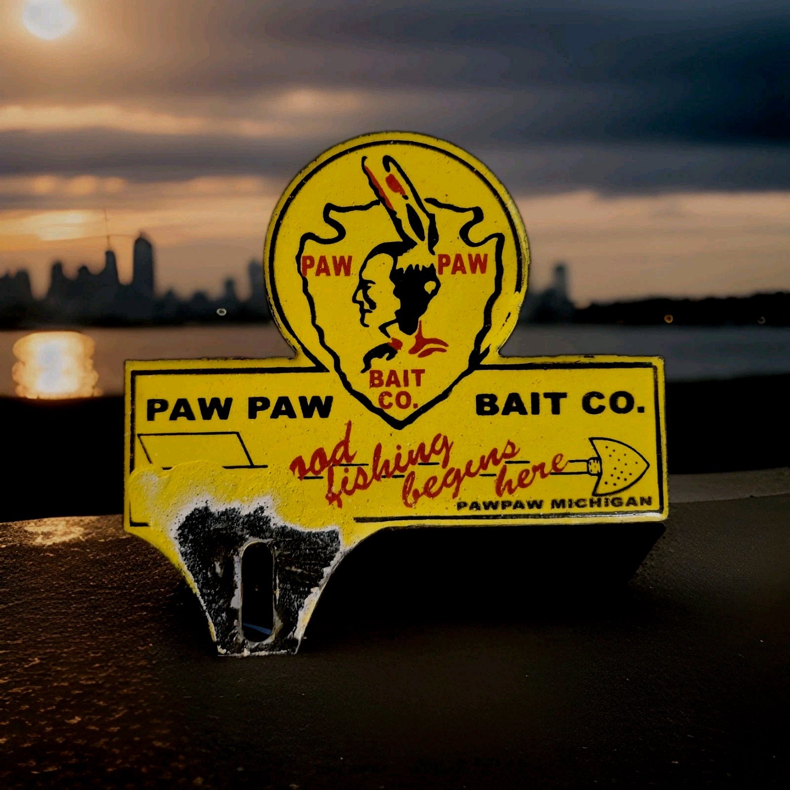Vintage Paw Paw Bait Porcelain Sign/Topper Fishing Bait Lures Michigan Gas Oil Vintage Paw Paw Bait Porcelain Sign/Topper Fishing Bait Lures Michigan Gas Oil