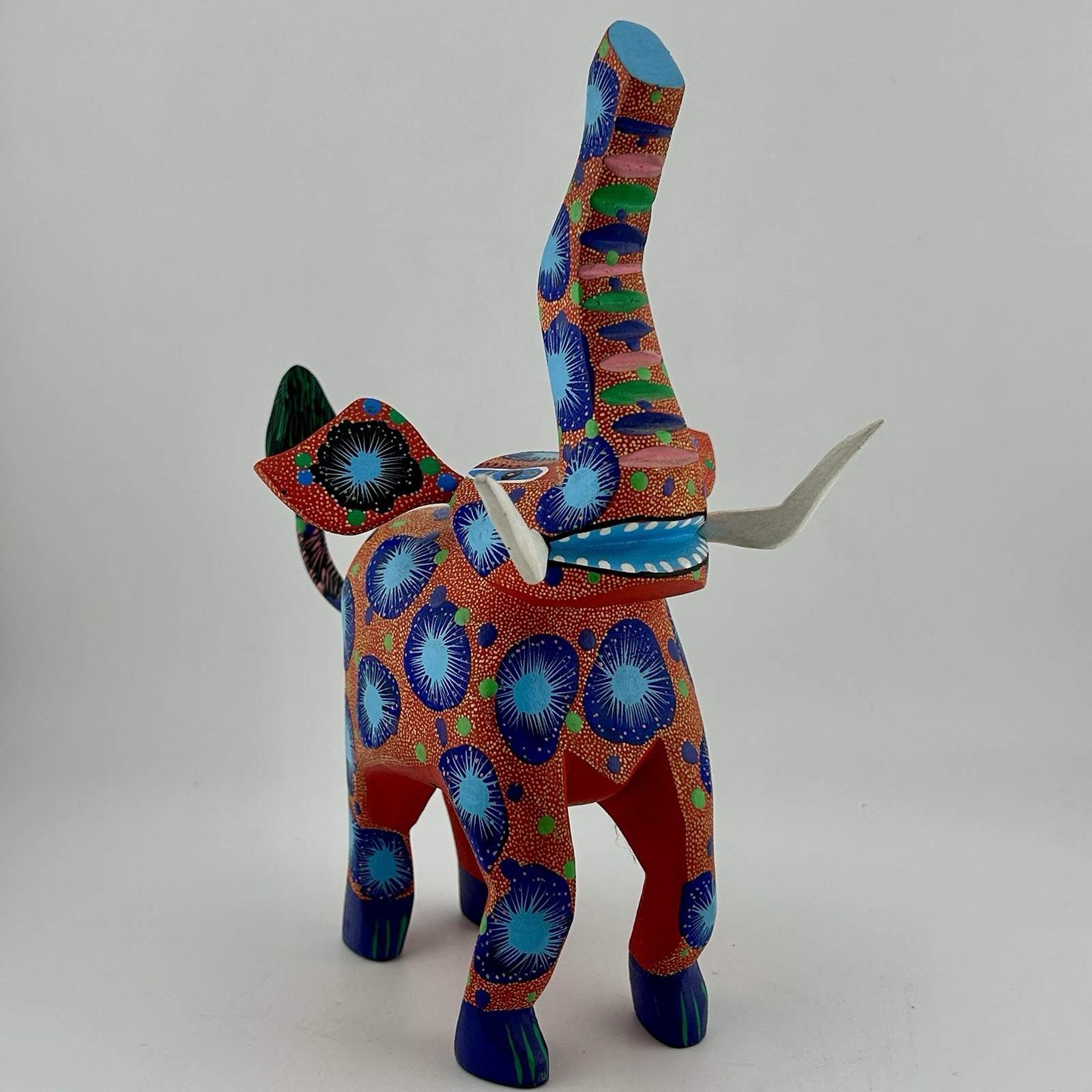 Signed Gilberto Ortega Mendez Oaxacan Alebrije Elephant Wood Handpainted 90s VTG Signed Gilberto Ortega Mendez Oaxacan Alebrije Elephant Wood Handpainted 90s VTG