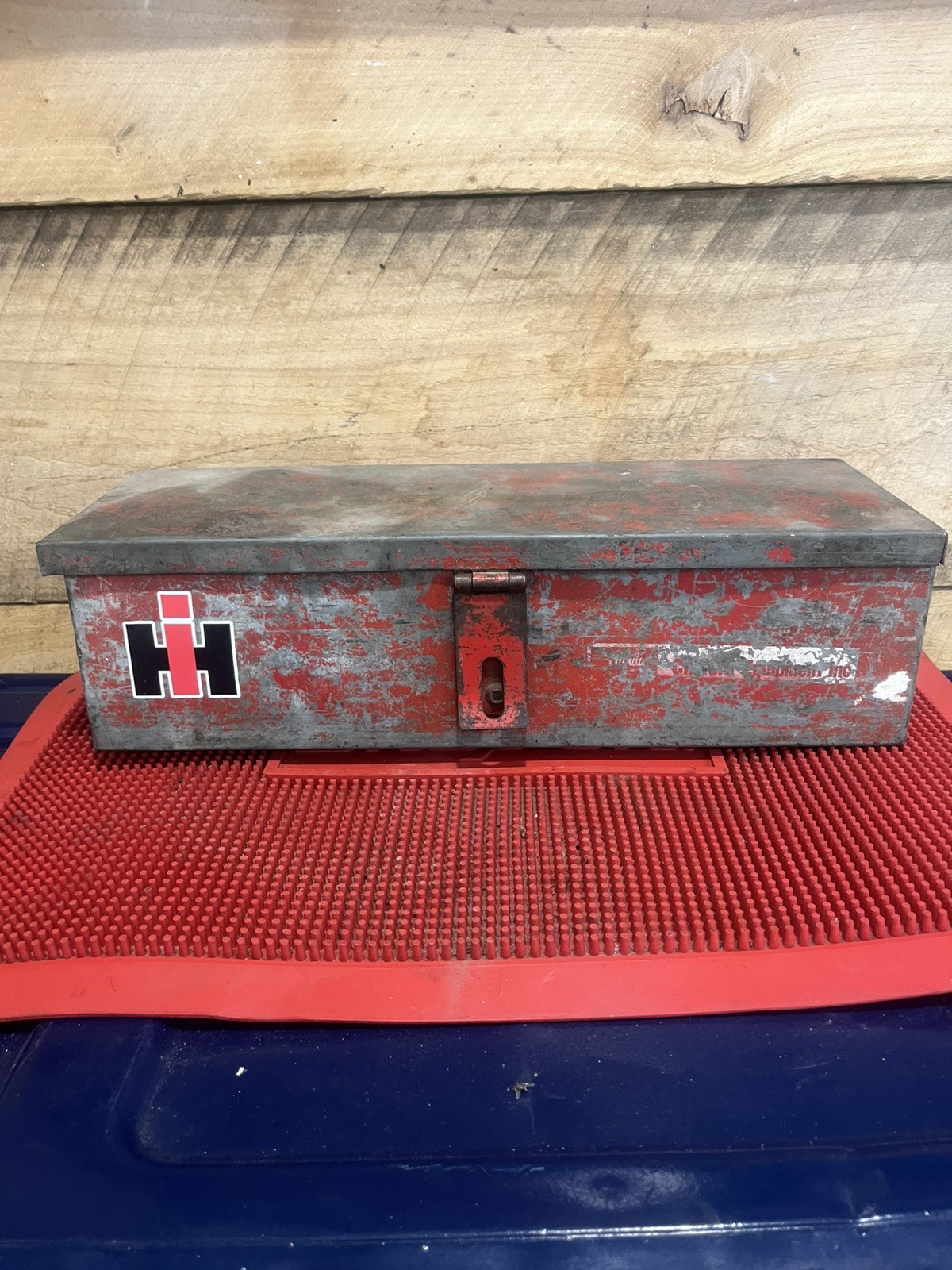 Vintage International Harvester IH Tractor Metal Tool Box Red Farm Implement 18"