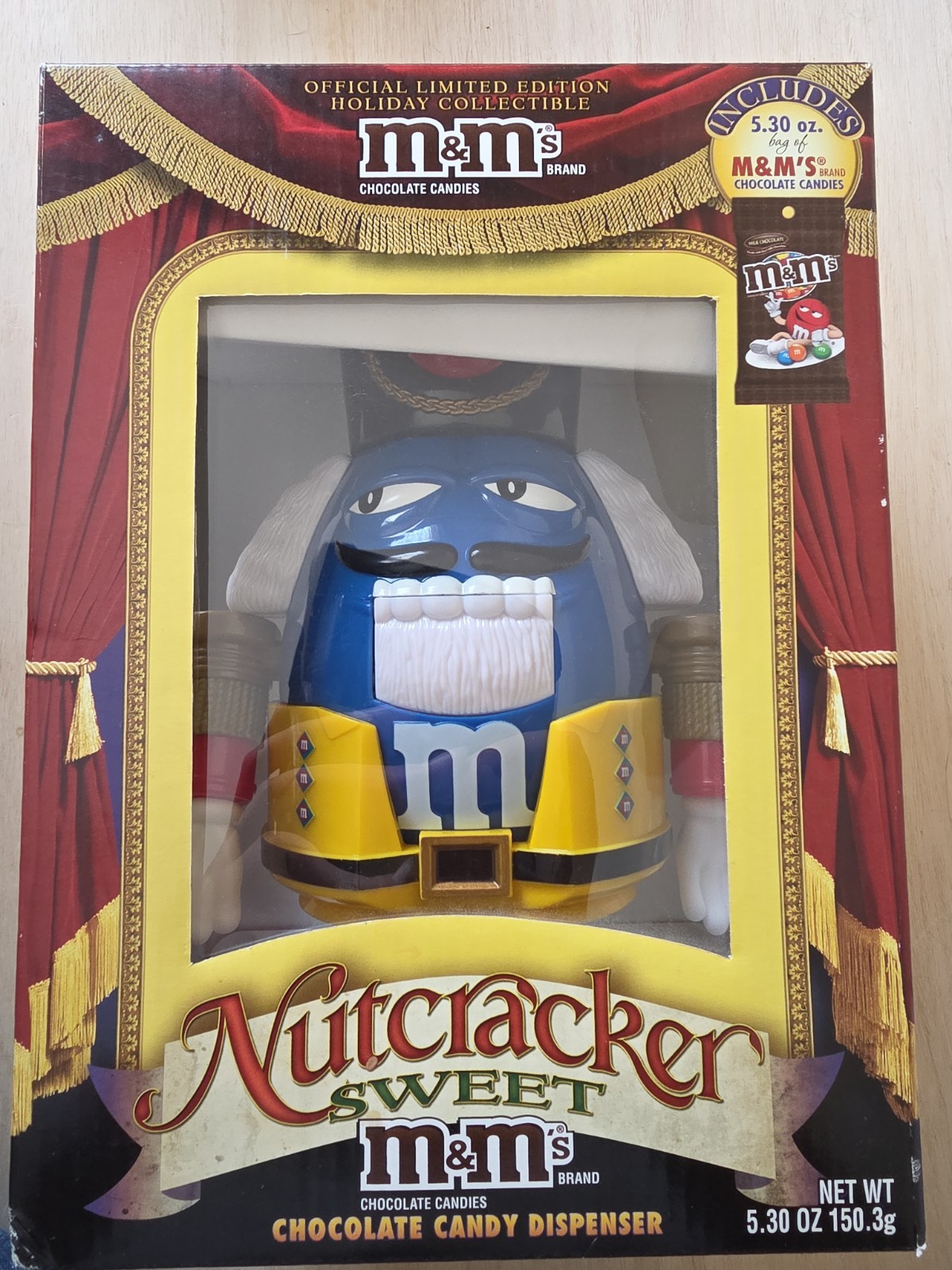 M&M's ~ Blue/Yellow Nutcracker ~ Limited Edition ~ Christmas Holiday Collectible M&M's ~ Blue/Yellow Nutcracker ~ Limited Edition ~ Christmas Holiday Collectible