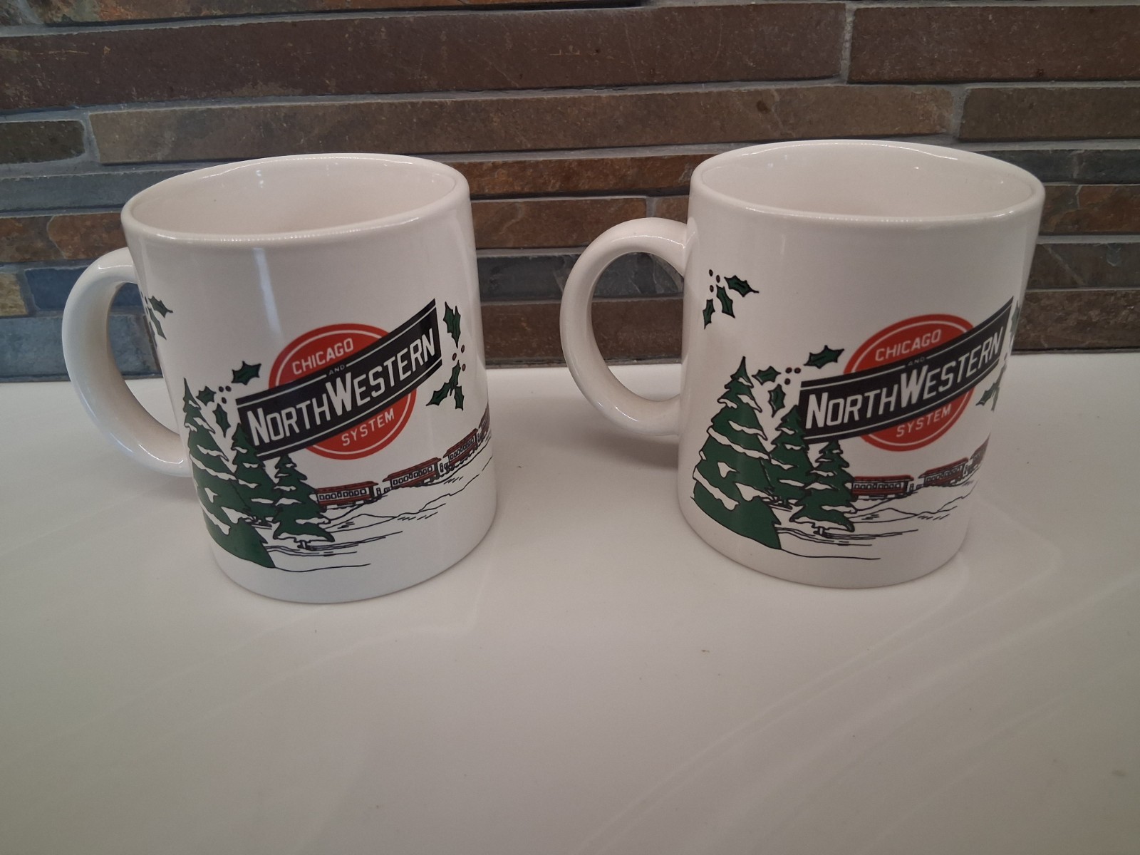 2 Vintage Chicago And Northwestern Coffee Mugs