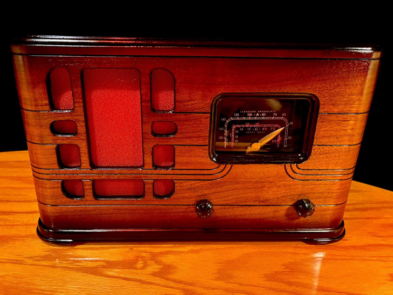 Old Wood Vintage Antique Restored Radio Converted to a Bluetooth SPK Old Wood Vintage Antique Restored Radio Converted to a Bluetooth SPK