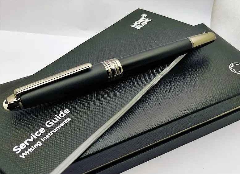 Authentic Montblanc Meisterstuck Classique 163P Matte Black Rollerball NIB Authentic Montblanc Meisterstuck Classique 163P Matte Black Rollerball NIB