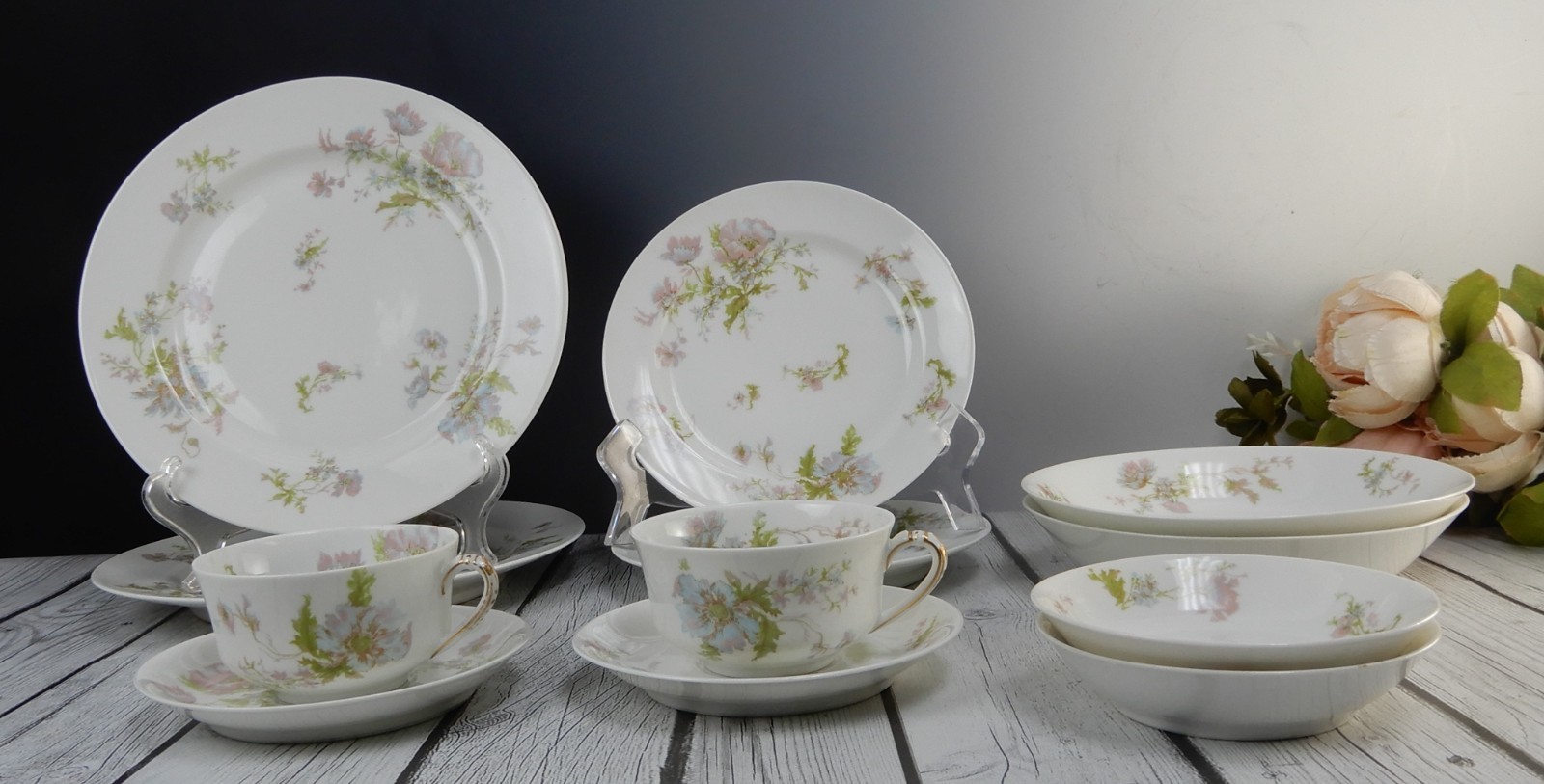 12 Pc 6-Piece 2 Place Setting Haviland Limoges Schleiger 79 12 Pc 6-Piece 2 Place Setting Haviland Limoges Schleiger 79