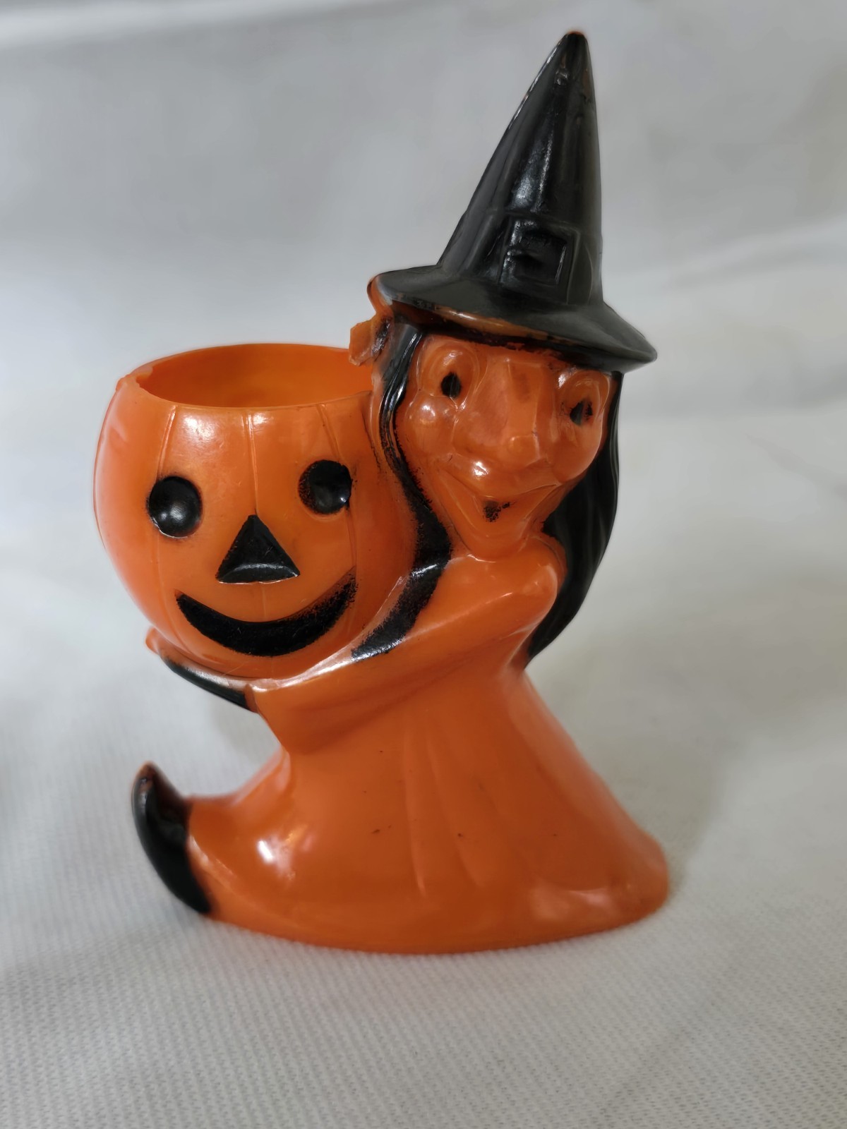 Vintage 1950\'s ROSBRO Halloween Candy Container Witch Holding Pumpkin ...