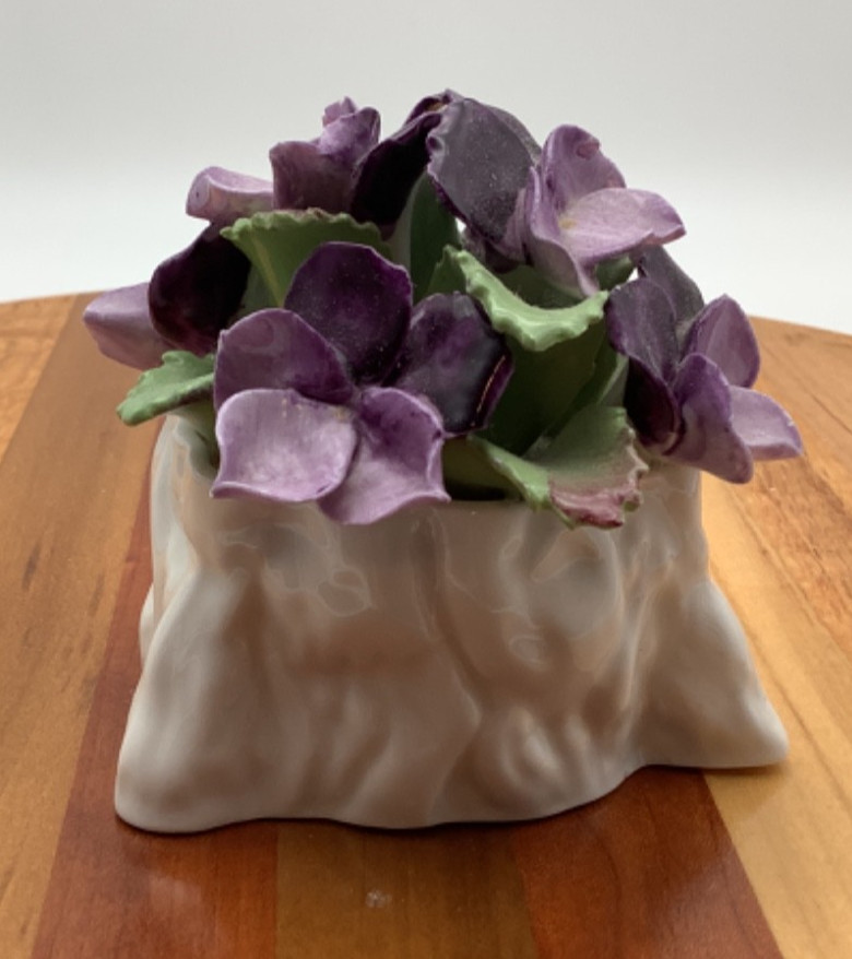 Vintage Aynsley November Violet Fine Bone China Bouquet - Trinket Shelf Vintage Aynsley November Violet Fine Bone China Bouquet - Trinket Shelf