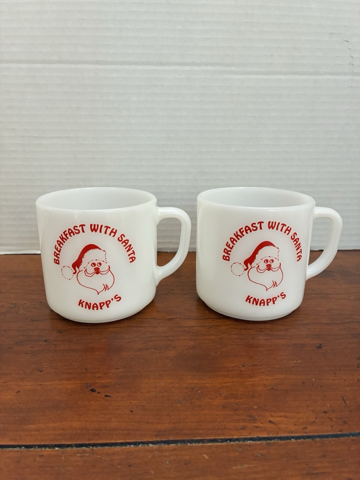 RARE VINTAGE 1970 KNAPP’S BREAKFAST WITH SANTA CHRISTMAS MUGS SET OF 2 MICHIGAN RARE VINTAGE 1970 KNAPP’S BREAKFAST WITH SANTA CHRISTMAS MUGS SET OF 2 MICHIGAN