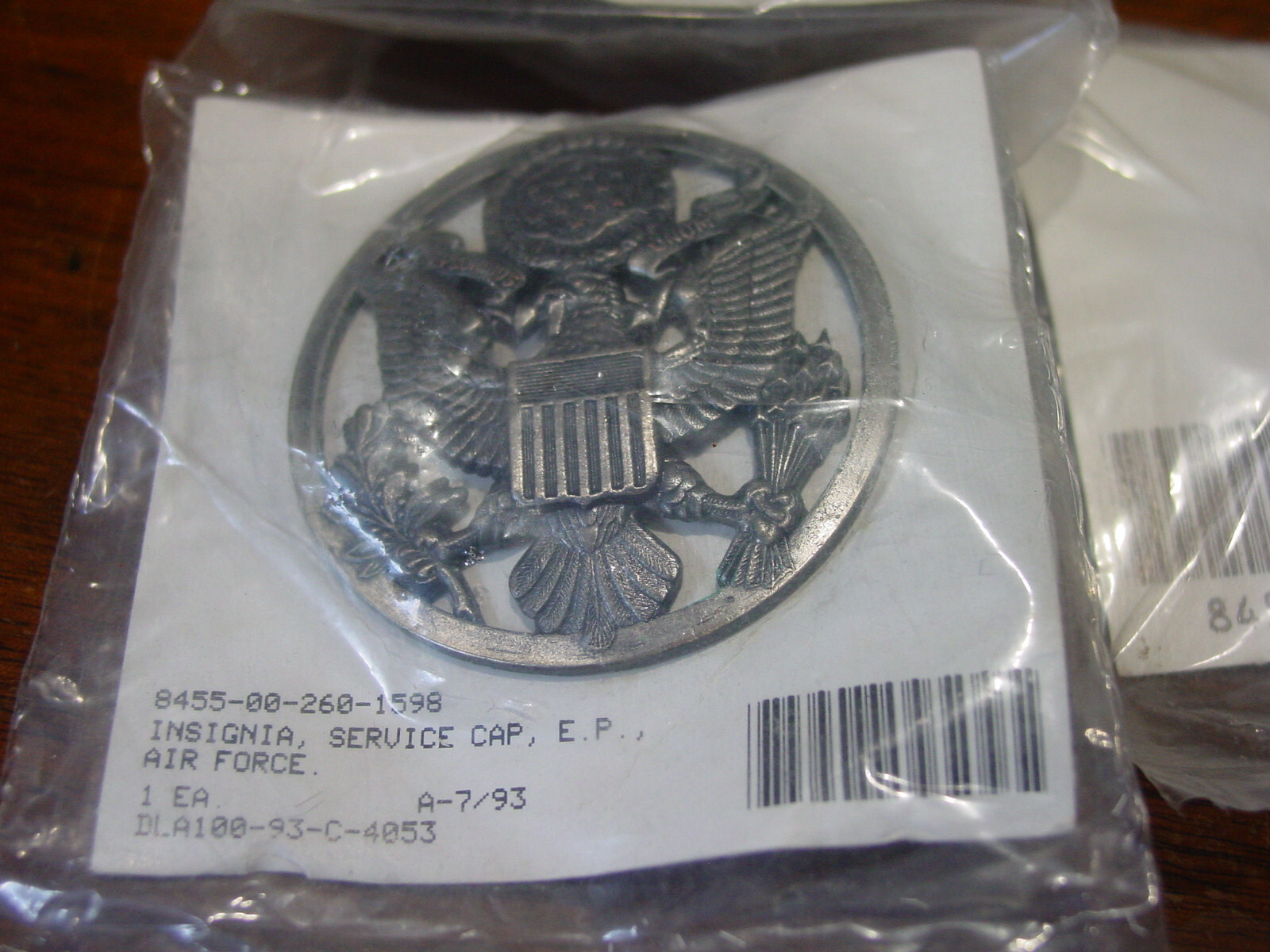 Vintage NOS USAF US Air Force Hat Cap Badge Screw Back Military Insignia Pin