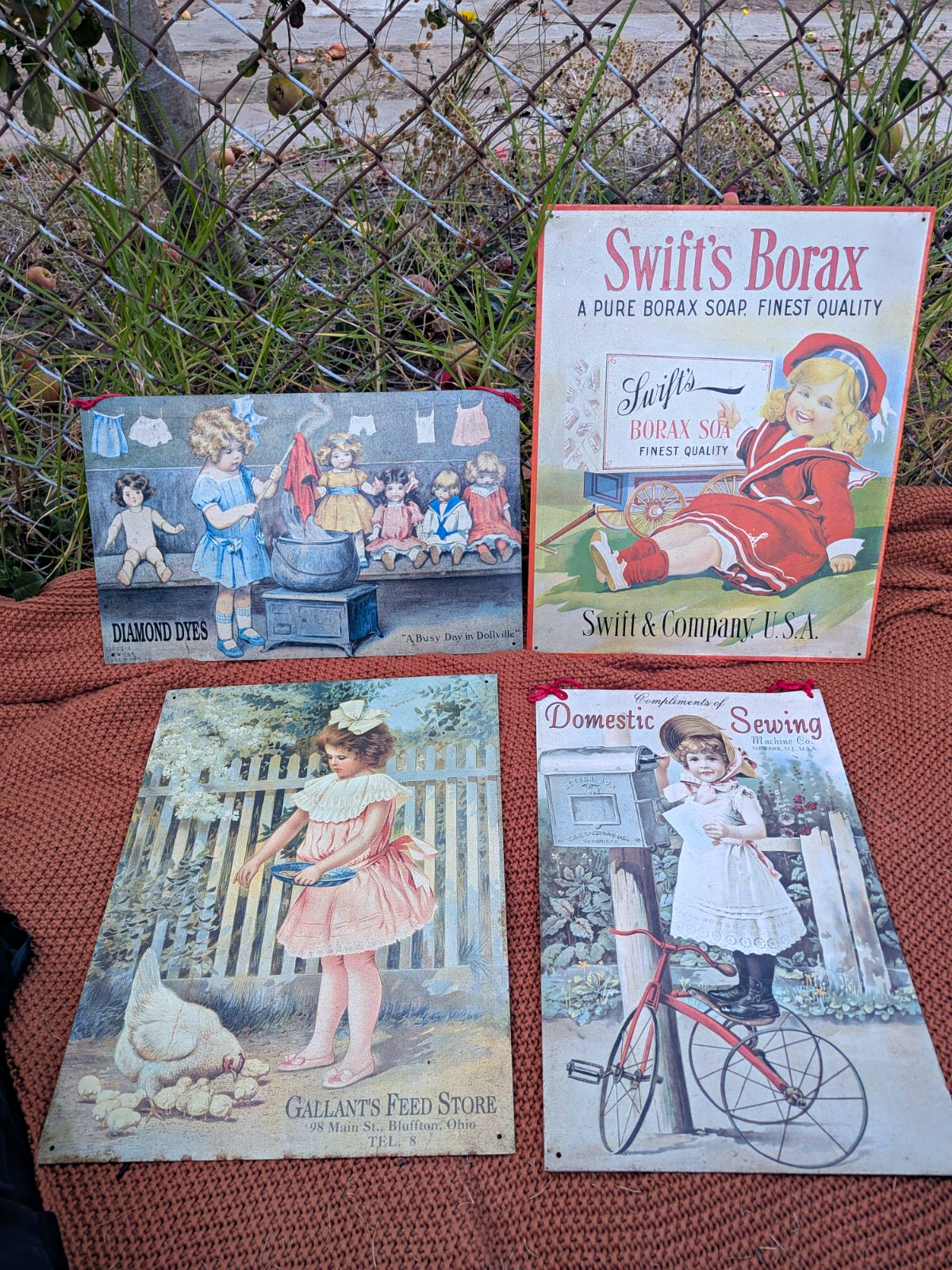 4 Vintage Metal Signs Swifts Borax Dollville Dye Gallants Feed Domestic Sewing