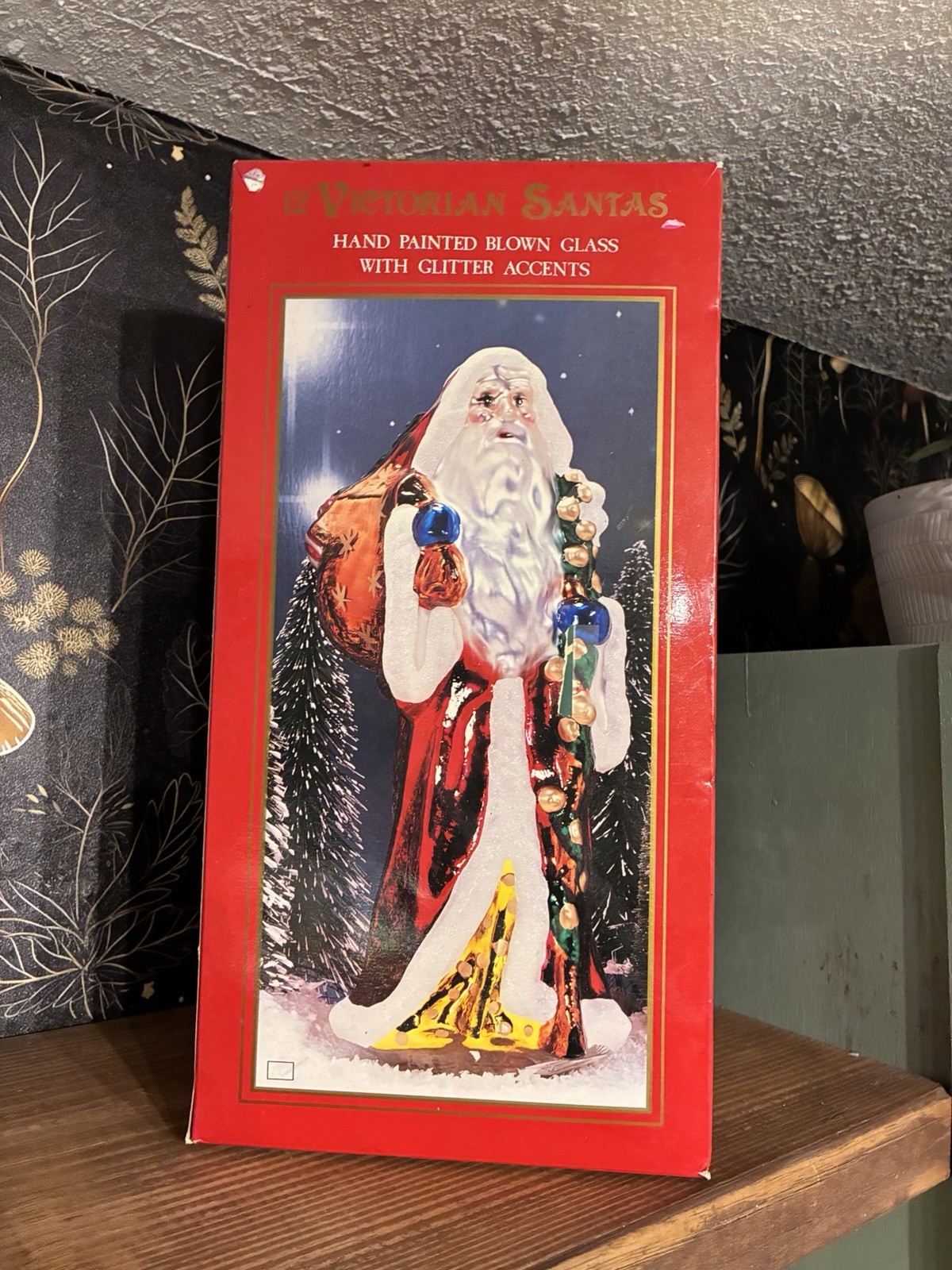 LARGE 12" VICTORIAN SANTA HAND PAINTED BLOWN GLASS FIGURINE Shelf Sitter NIB LARGE 12" VICTORIAN SANTA HAND PAINTED BLOWN GLASS FIGURINE Shelf Sitter NIB