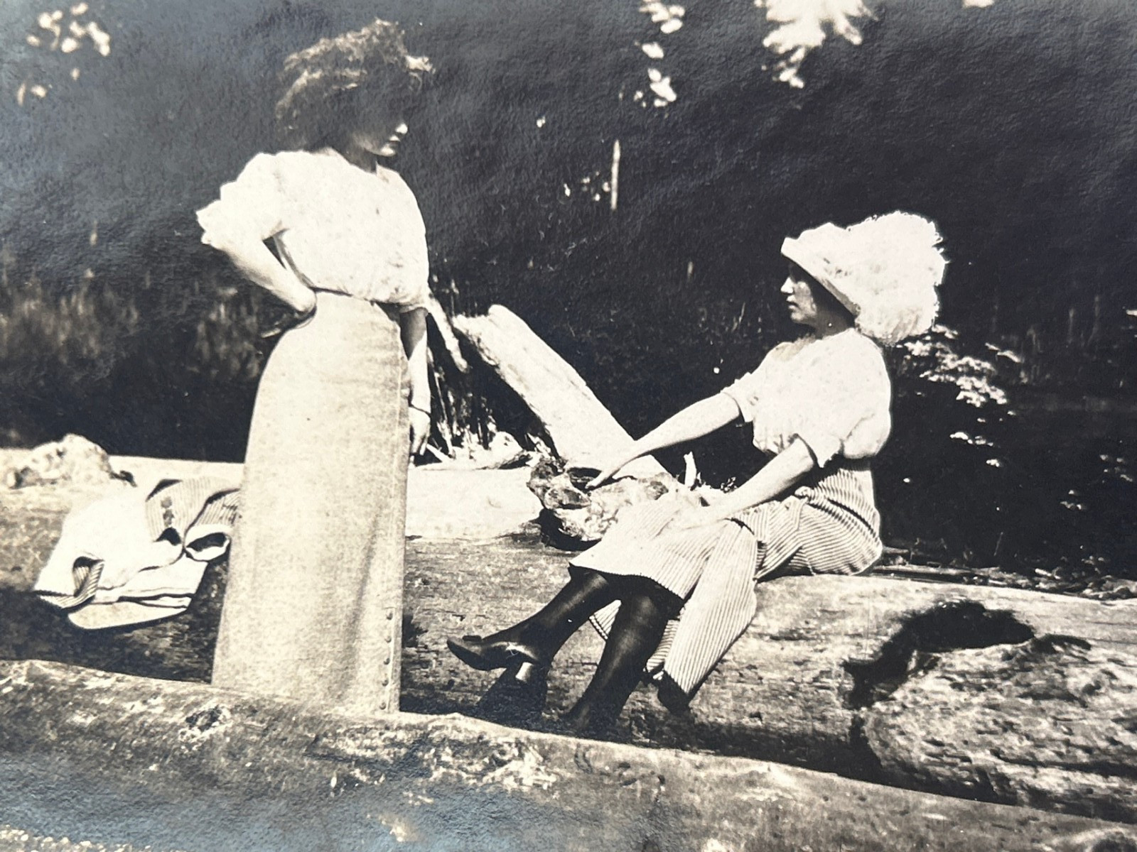 1910s Two Women Lakeside Log Vintage Photo 1910s Two Women Lakeside Log Vintage Photo