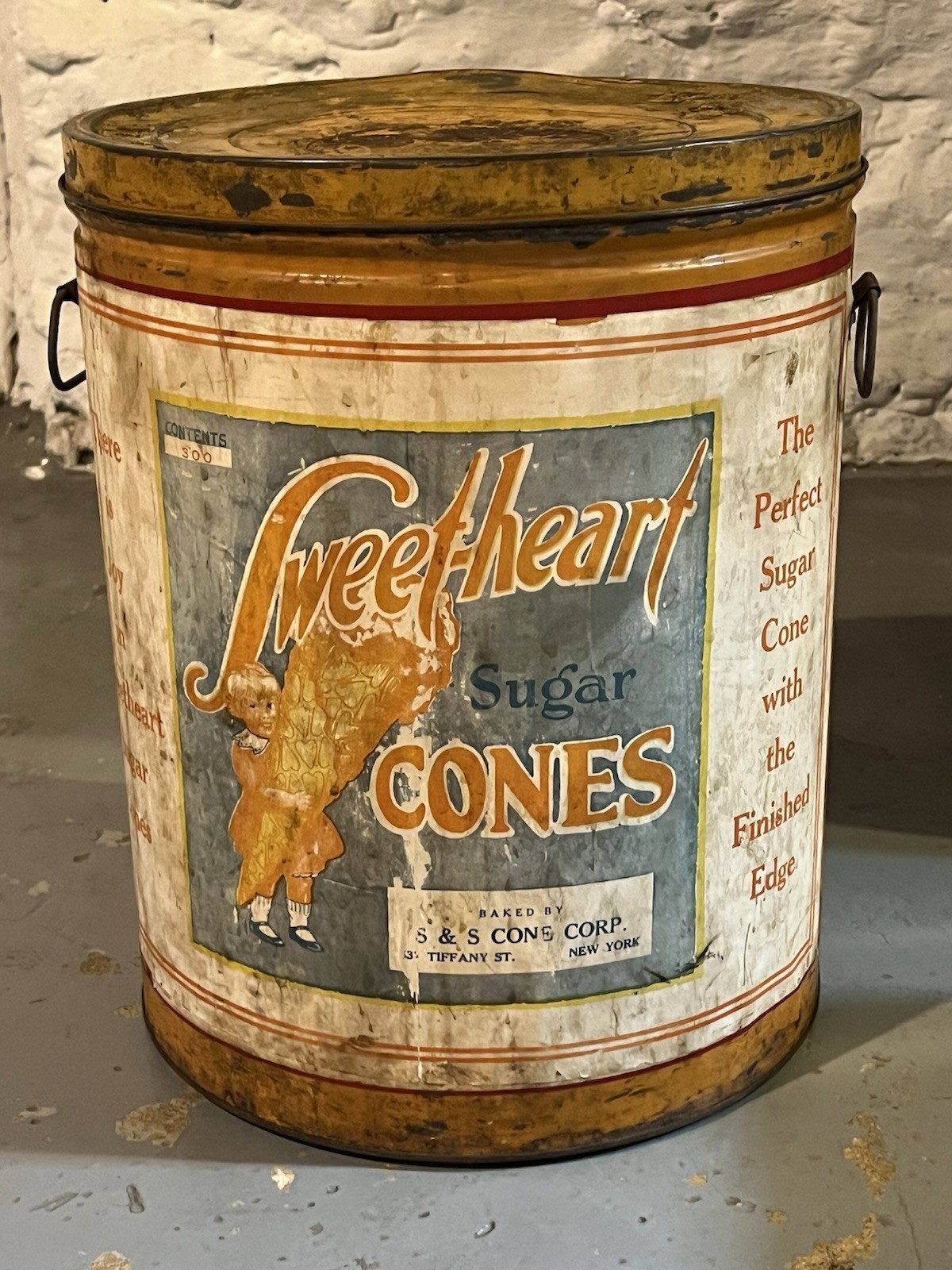 VTG Sweet-Heart Sugar Cones S&S Cone Corp NY Ice Cream Advertising Tin 300 Cones VTG Sweet-Heart Sugar Cones S&S Cone Corp NY Ice Cream Advertising Tin 300 Cones