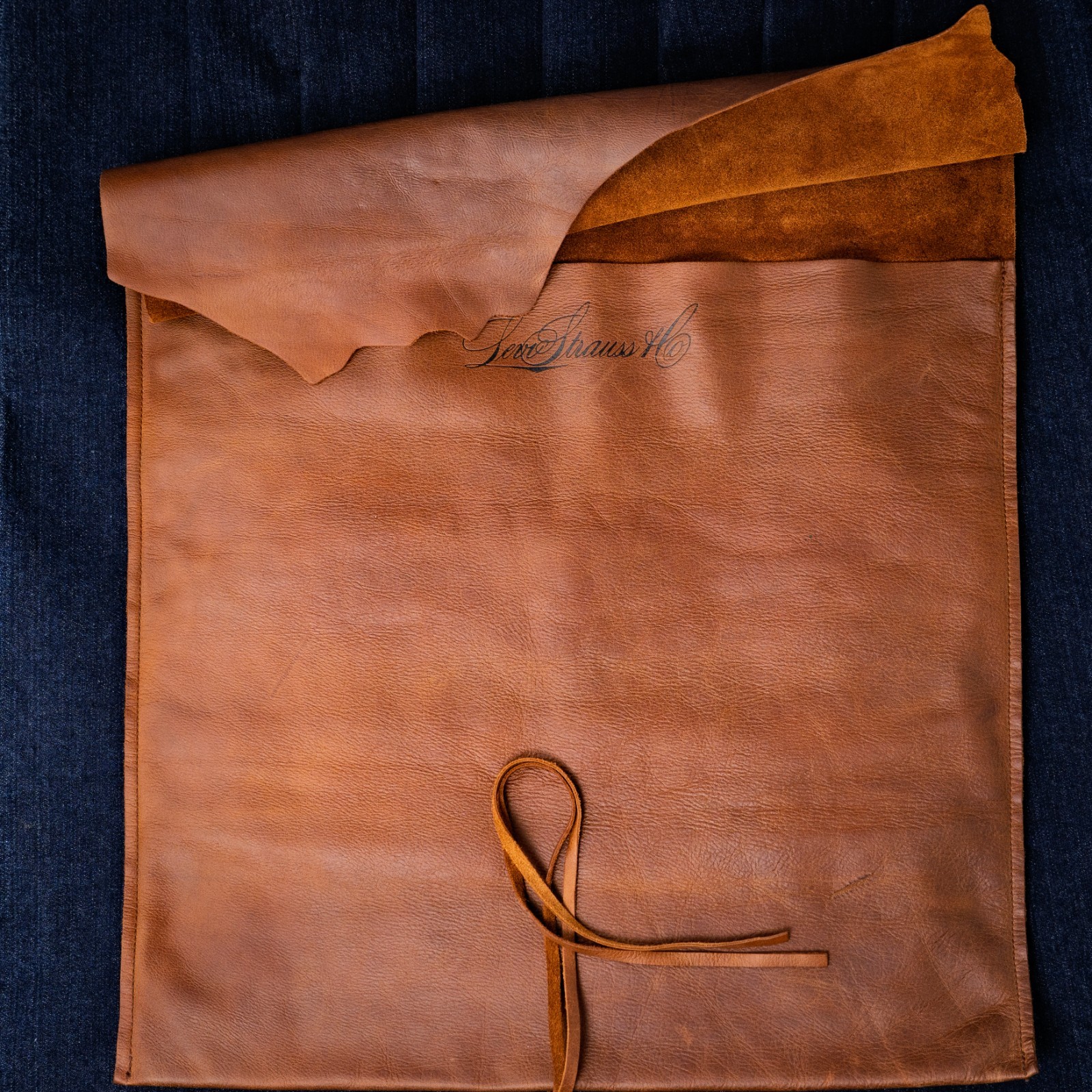 Vintage 1970s Levi Strauss & Co. Leather Pouch - Special Promotional Item - Rare Vintage 1970s Levi Strauss & Co. Leather Pouch - Special Promotional Item - Rare