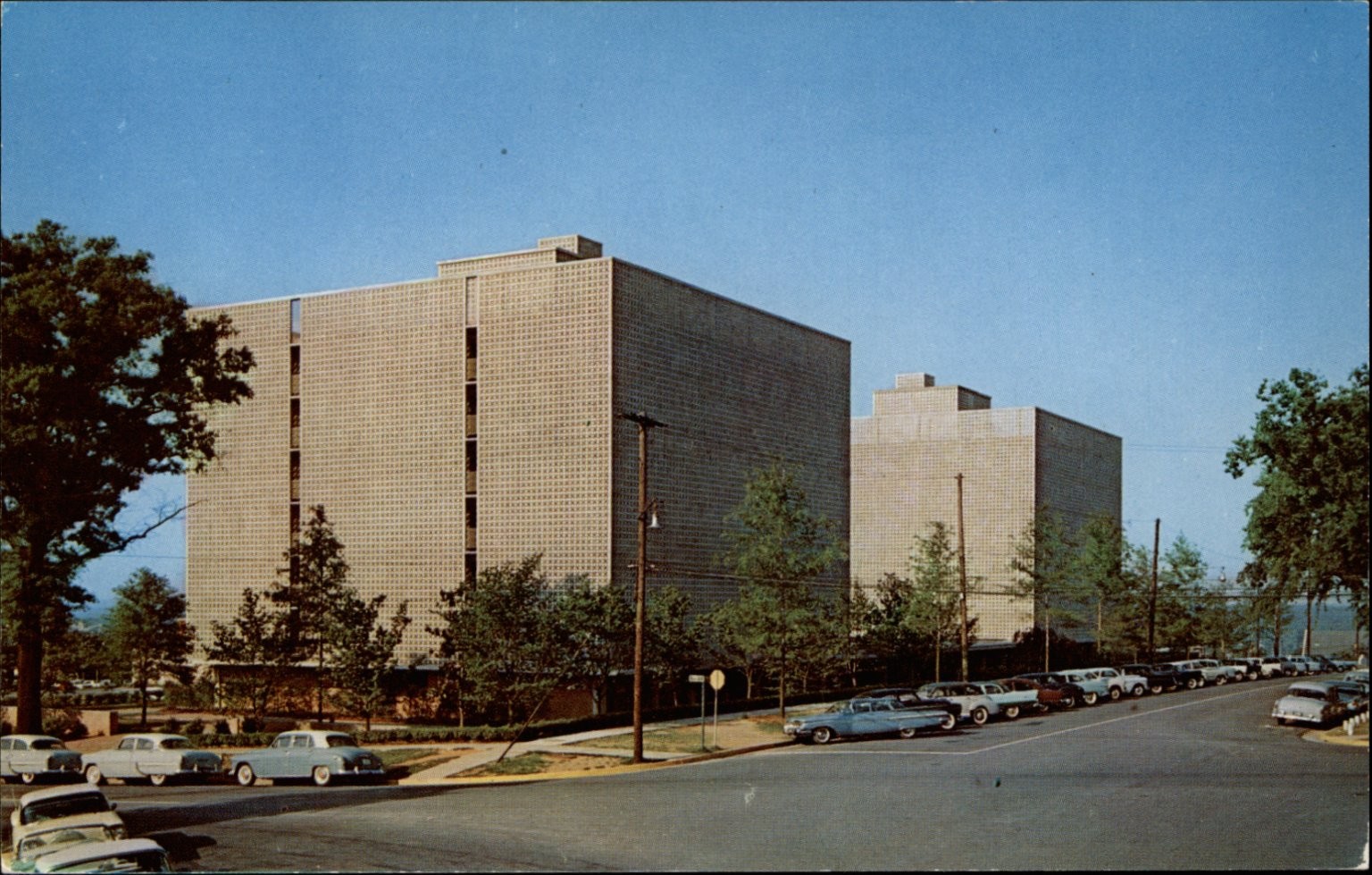 University of South Carolina Mens Dormitory Columbia Classic Cars postcard m473