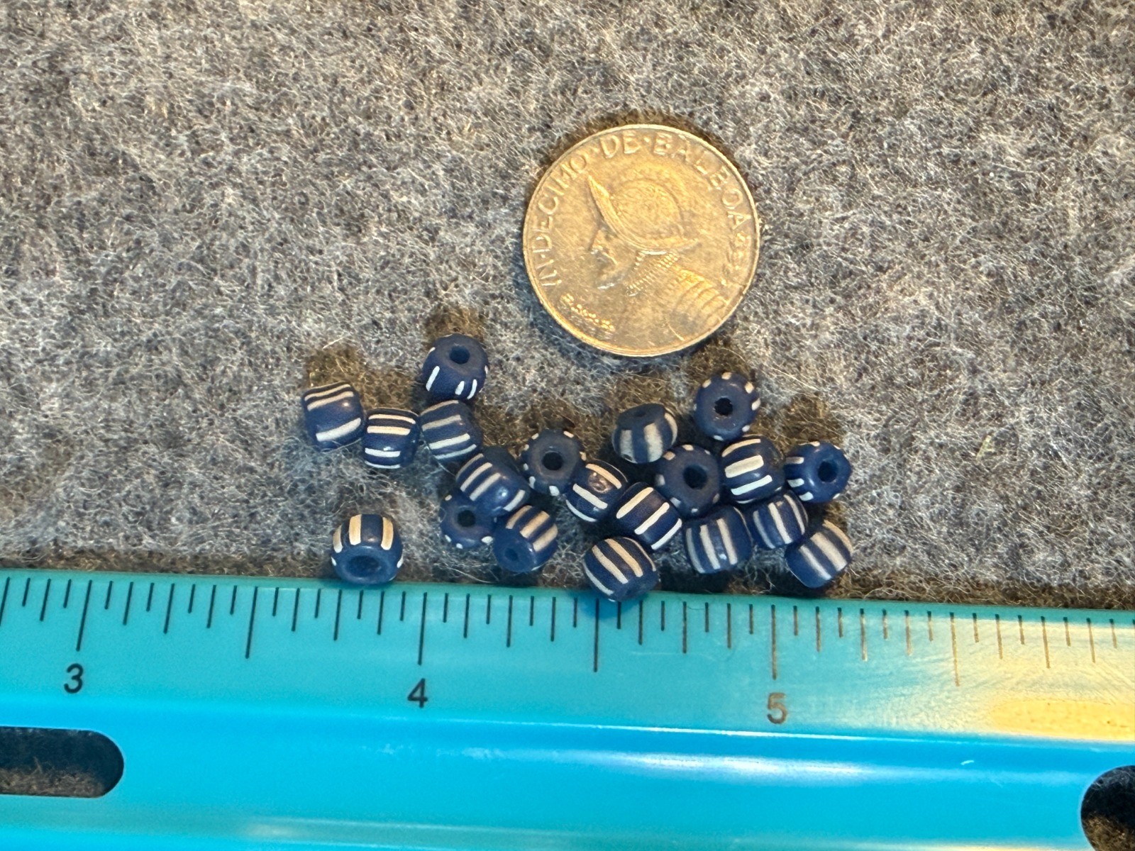 20 Original Cobalt Blue False Chevron Glass Trade Beads Huron Indian 1800's
