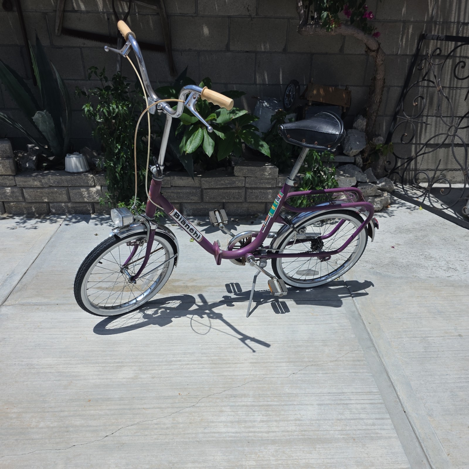 Vintage Bianchi Nealeco Folding Bike - Foldable Bicycle from Italy Local Pick Up Vintage Bianchi Nealeco Folding Bike - Foldable Bicycle from Italy Local Pick Up