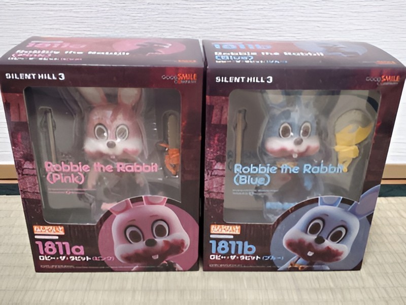 Nendoroid Set Robbie the Rabbit Pink & Blue - Silent Hill 3 Brand New (MSIB) Nendoroid Set Robbie the Rabbit Pink & Blue - Silent Hill 3 Brand New (MSIB)