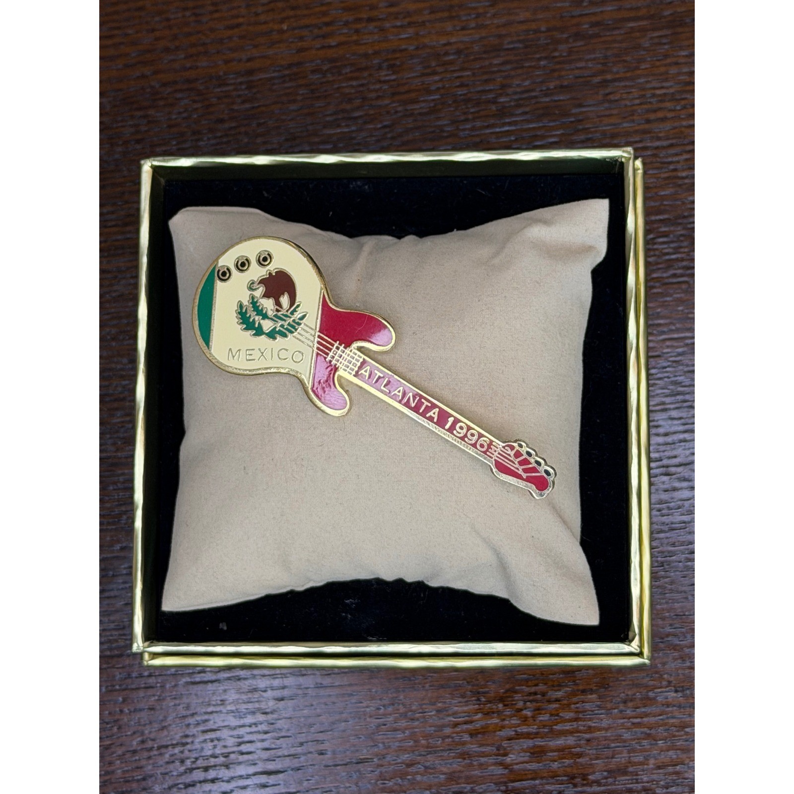 Vintage 1996 Atlanta Olympics Mexico Guitar Pin Gold Tone Enamel Collectible