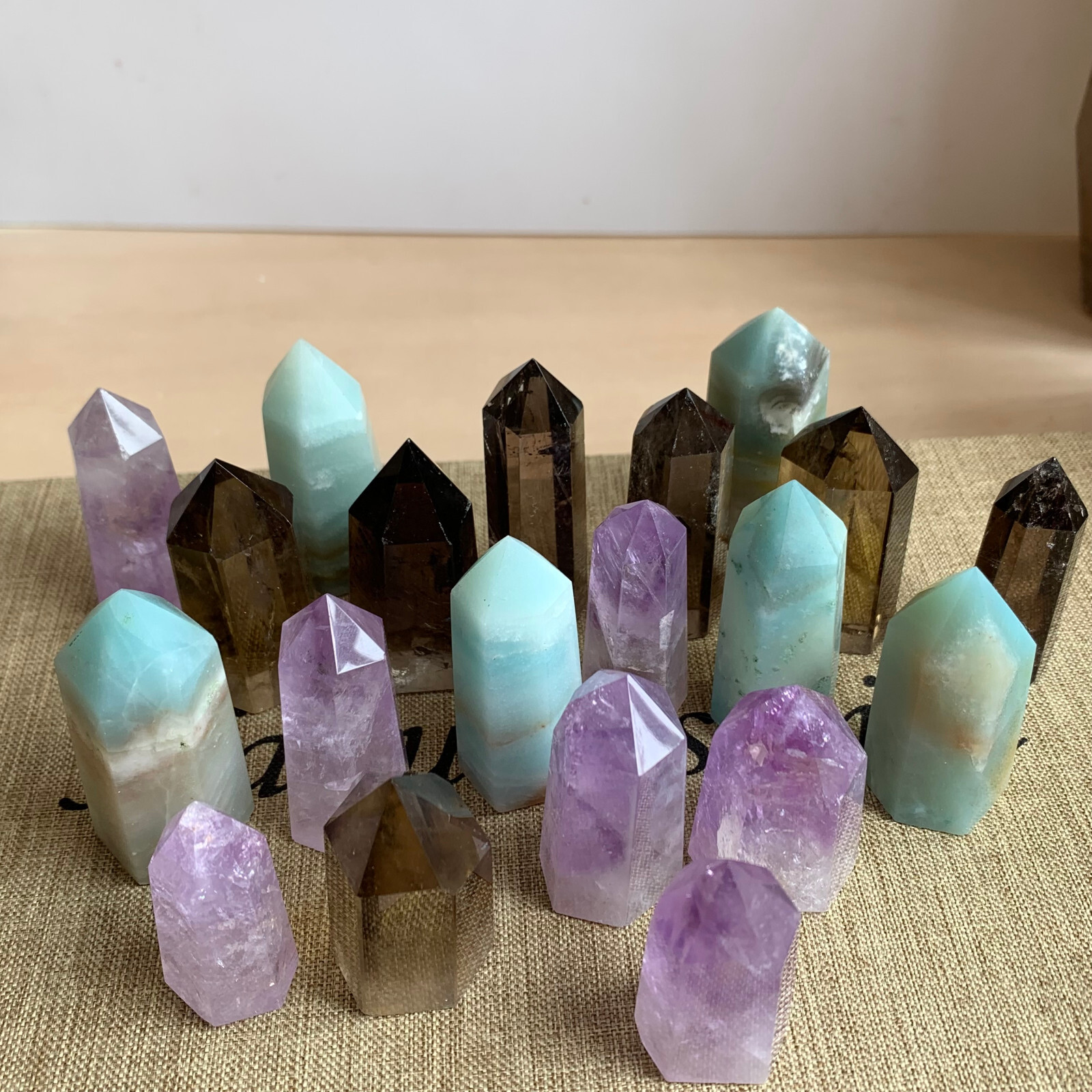 A LOT Natural smoky quartz amethyst obelisk crystal WAND point healing 500g A LOT Natural smoky quartz amethyst obelisk crystal WAND point healing 500g