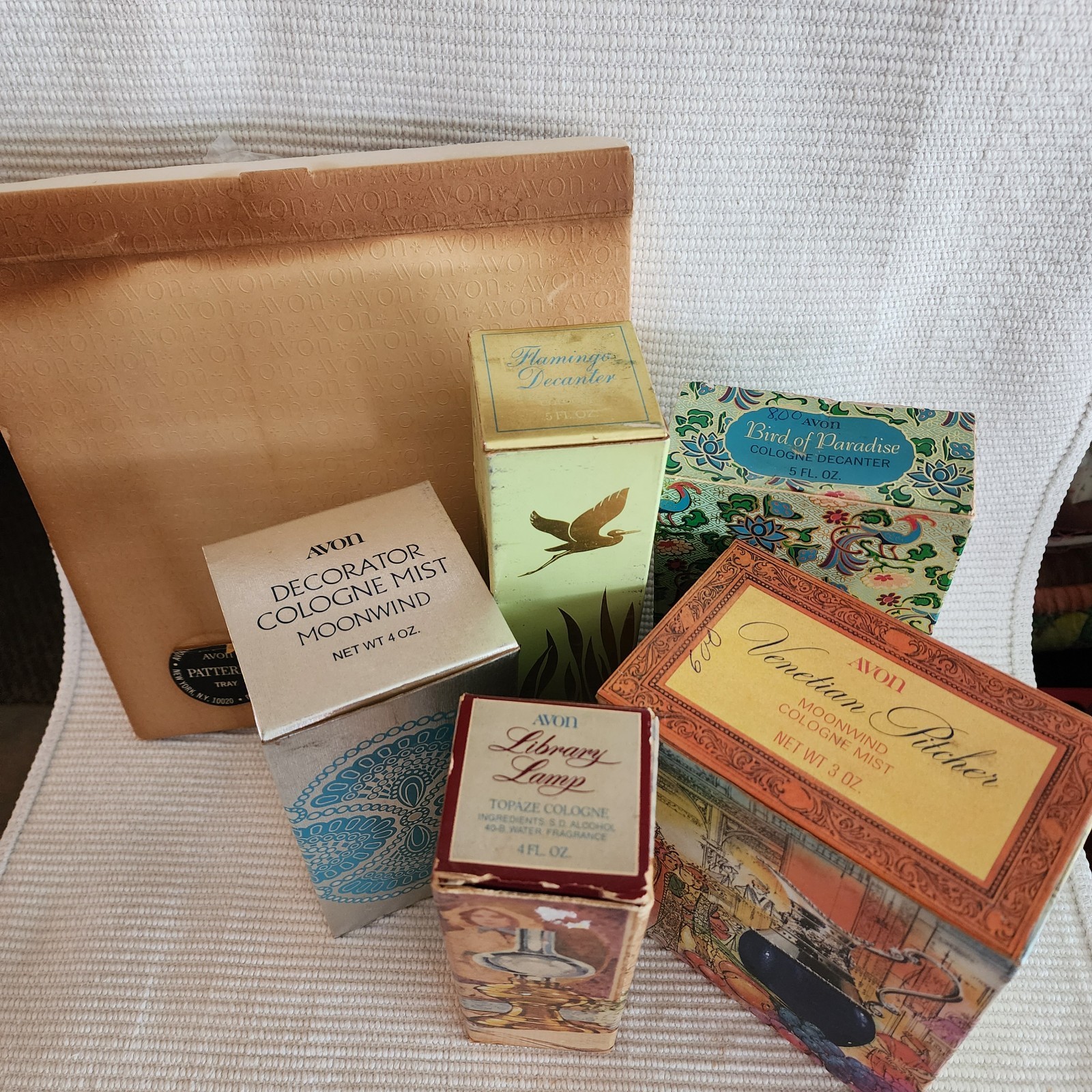 Vintage AVON Patterns Tray and 5 Cologne Decanters SEE PHOTOS NEW OLD STOCK Vintage AVON Patterns Tray and 5 Cologne Decanters SEE PHOTOS NEW OLD STOCK