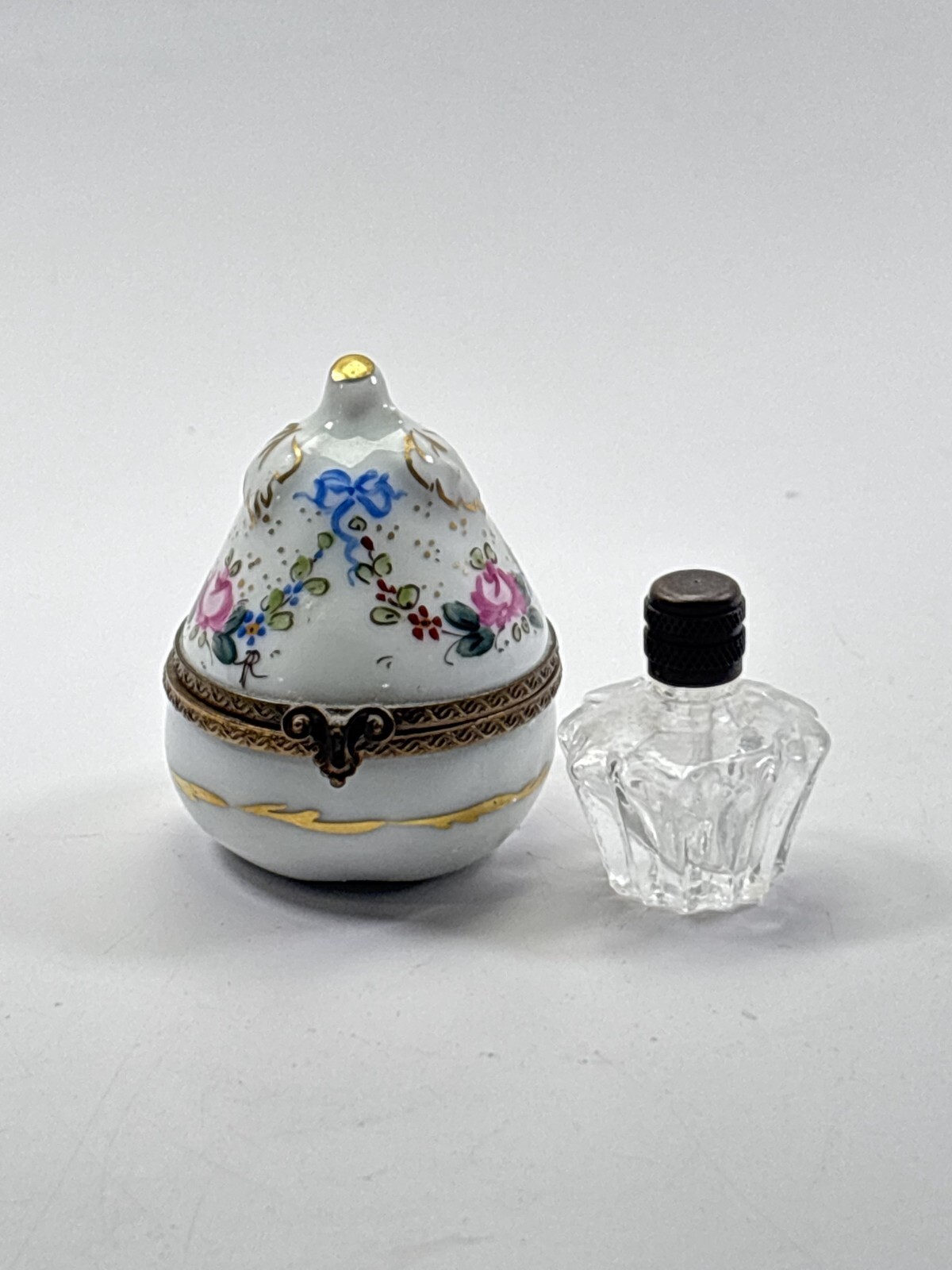 Limoges France Trinket Box Pear Shape Floral Hand Painted Peint Main JD Dumont Limoges France Trinket Box Pear Shape Floral Hand Painted Peint Main JD Dumont