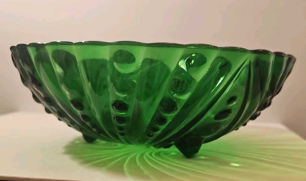 Vibrandt Emerald Green Glass Serving Bowl Raised Bubbles Between Ridges 1940