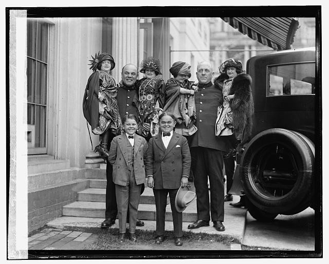 Photo:April 1924 Midgets Group Photo Men Women Children Vintage Automobile