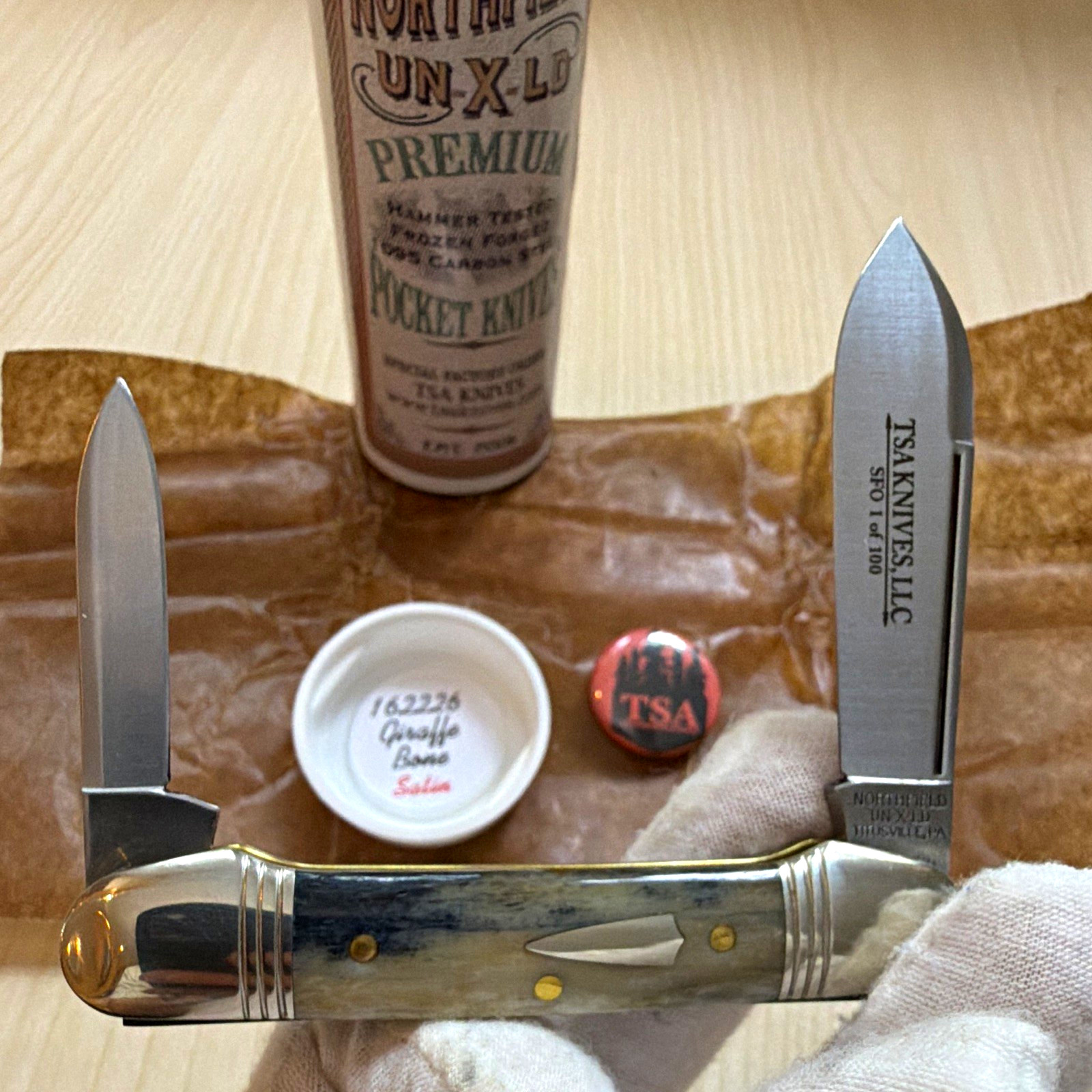 NEW GEC Great Eastern Cutlery #162226 Giraffe Bone SATIN SFO TSA Knives #52/100 NEW GEC Great Eastern Cutlery #162226 Giraffe Bone SATIN SFO TSA Knives #52/100