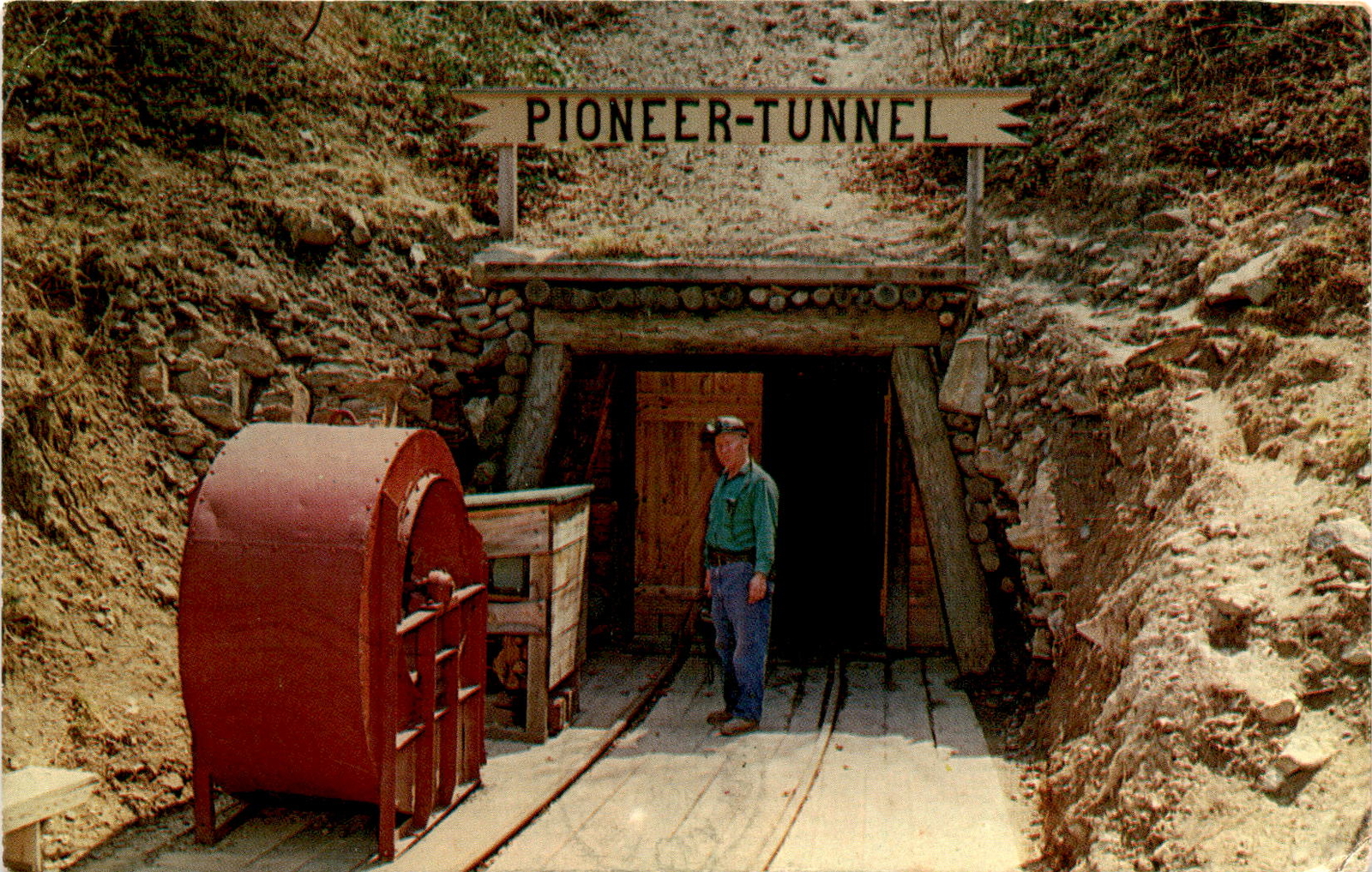 PIONEER-TUNNEL A1, ASHLAND, PA, RENTON, Postcard
