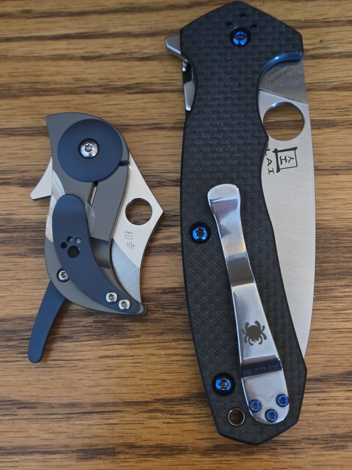 Spyderco Amalgam & Pochi Lot of 2 Knives Special-New Spyderco Amalgam & Pochi Lot of 2 Knives Special-New