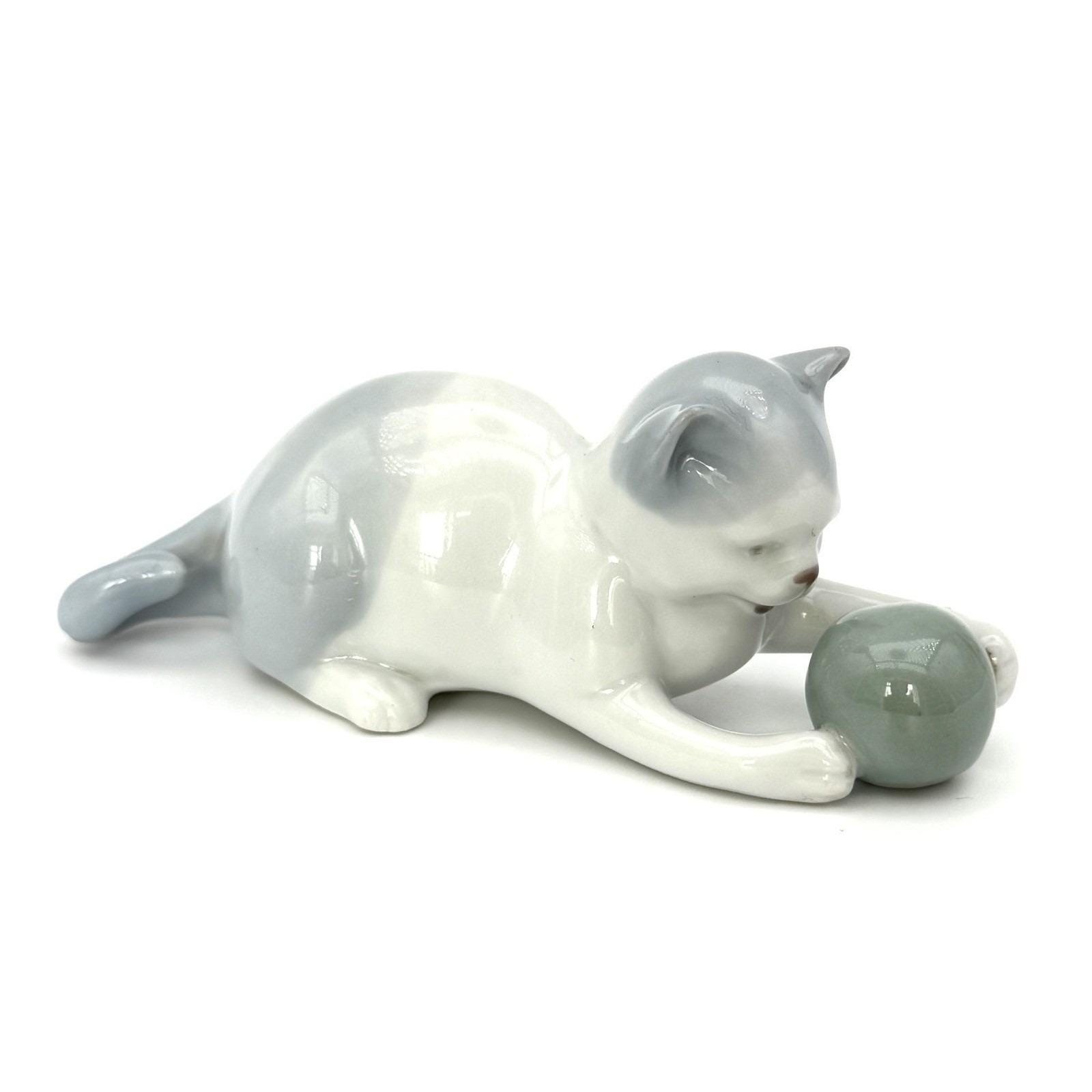 Antique Pfeffer Gotha Porcelain Cat Gray White Kitten Playing Ball Germany Antique Pfeffer Gotha Porcelain Cat Gray White Kitten Playing Ball Germany