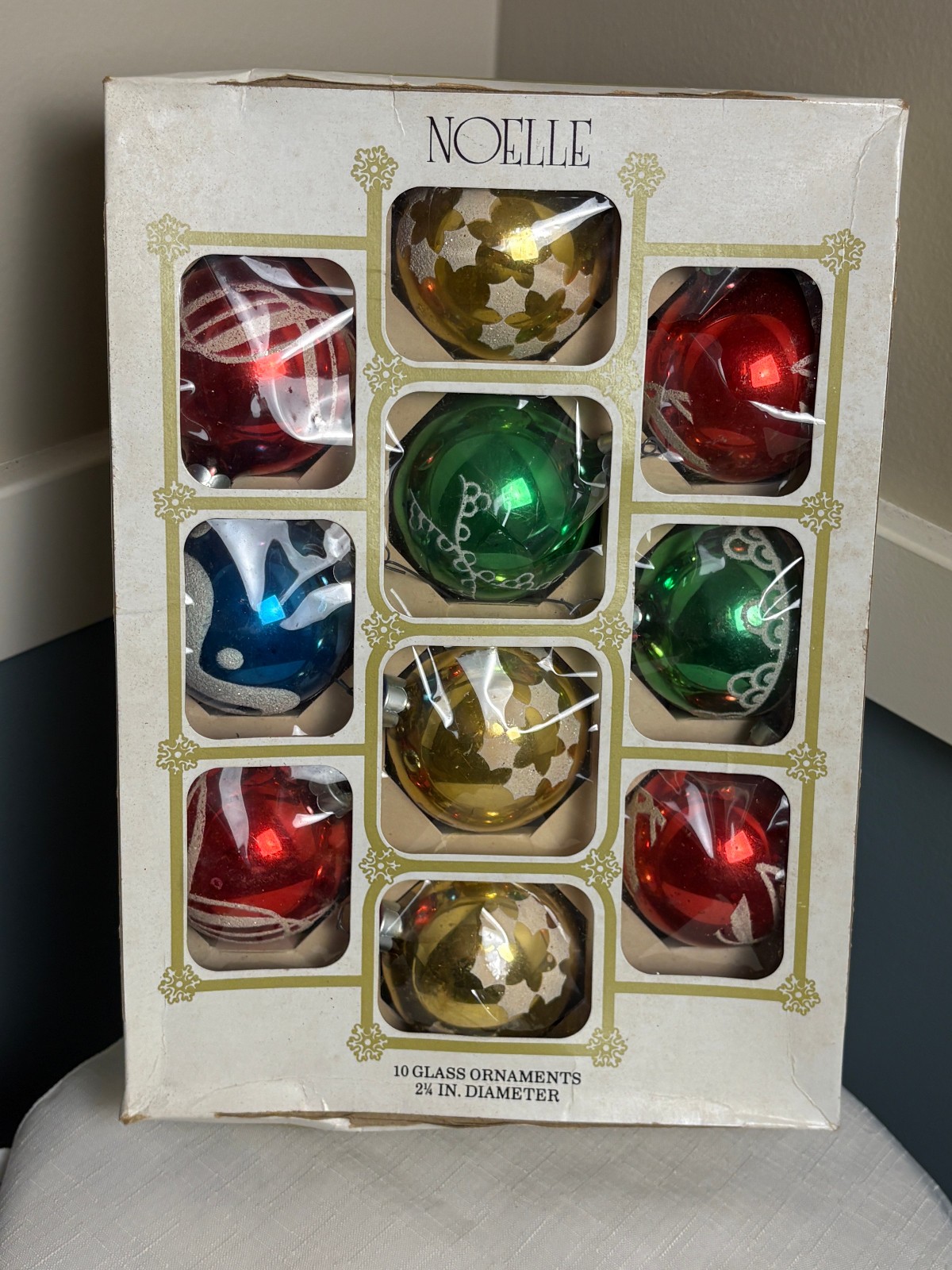 Vtg 1960s Noelle Mica Glass Christmas Ornaments Boxed Set 10 Mid Century 2.25" Vtg 1960s Noelle Mica Glass Christmas Ornaments Boxed Set 10 Mid Century 2.25"