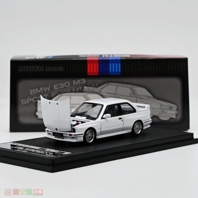 1:64 M3 E30 Sport Alloy Model - Opening Hood Diecast Car 1:64 M3 E30 Sport Alloy Model - Opening Hood Diecast Car