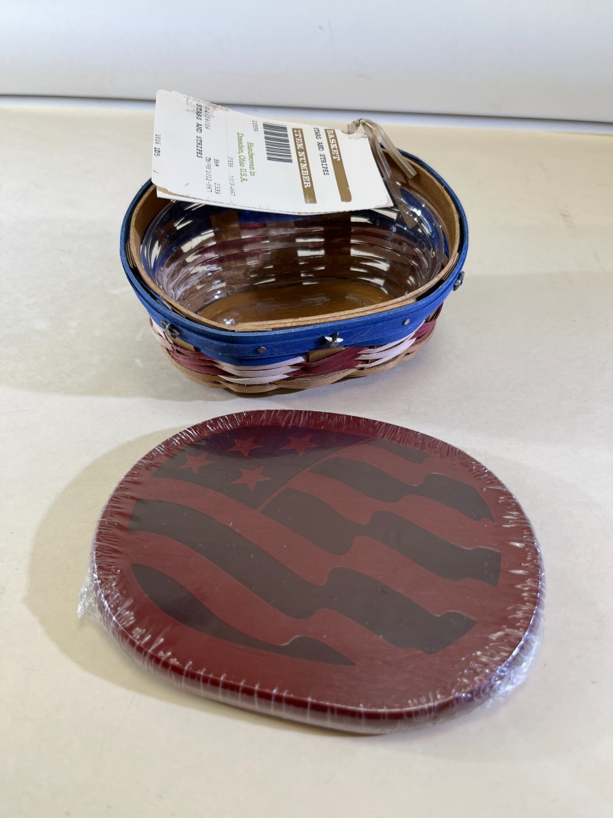 Longaberger Basket w Lid 2002 American Celebration Stars & Stripes Red New DS51 Longaberger Basket w Lid 2002 American Celebration Stars & Stripes Red New DS51