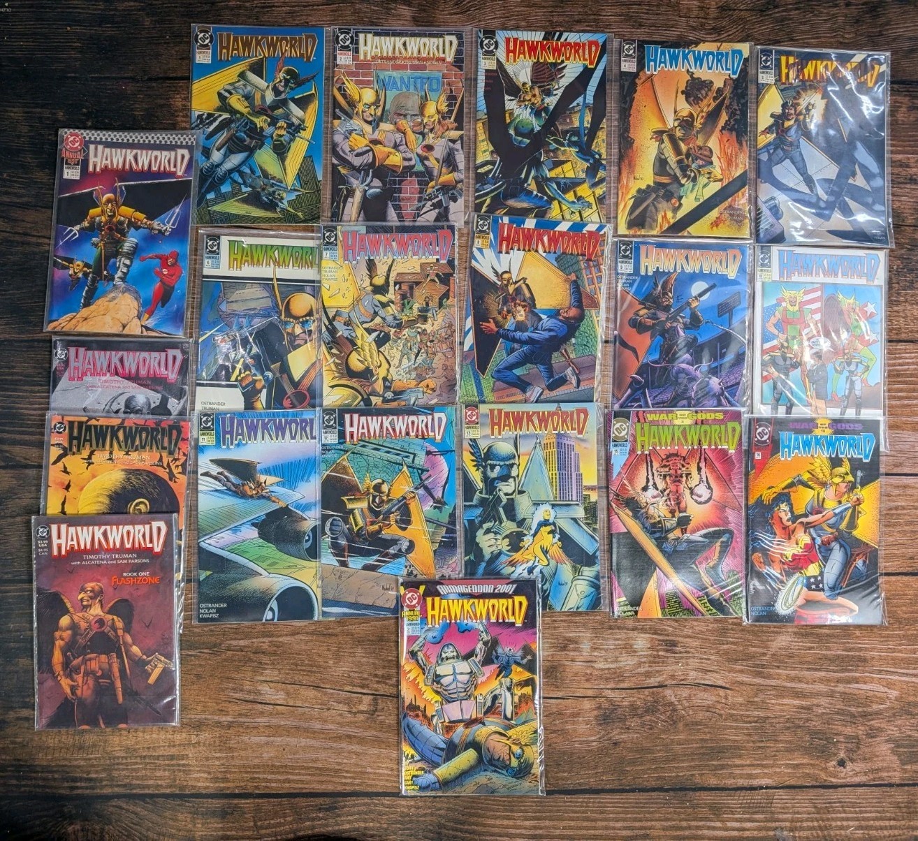 HAWKWORLD #1-32 (DC Comics 1990) -- #1 2 3 4 5 to 13, 15, 16 + Annuals & Extras HAWKWORLD #1-32 (DC Comics 1990) -- #1 2 3 4 5 to 13, 15, 16 + Annuals & Extras